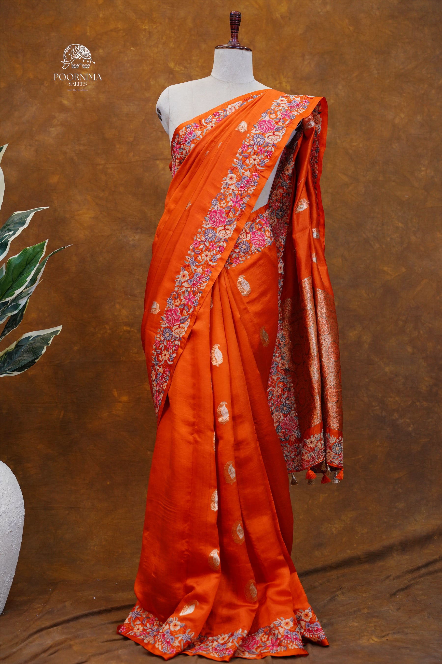 BANARASI PATTU WITH PETIT POINT WORK SAREE - ORANGE