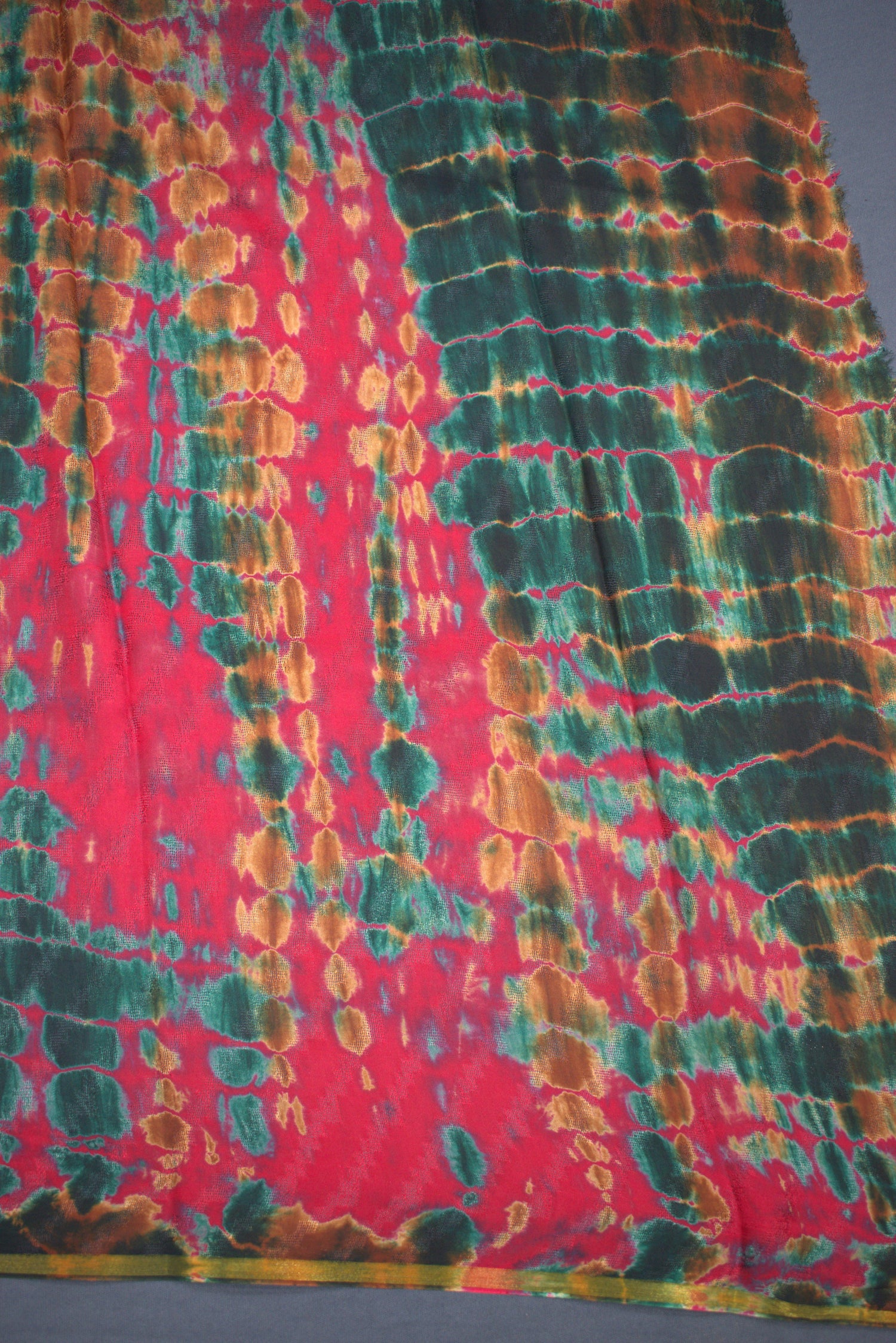 ORANGE- GEORGETTE SAREE WITH SHIOBORI TIE & DIE