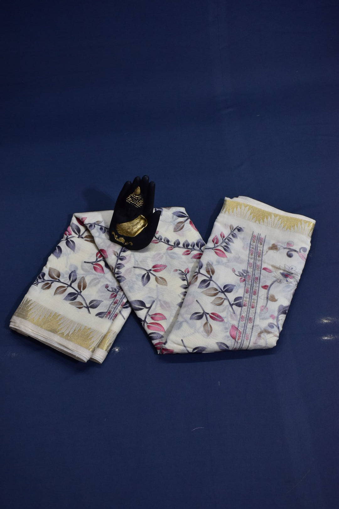 HALF WHITE- LINEN COTTON DIGITAL PRINT SAREE