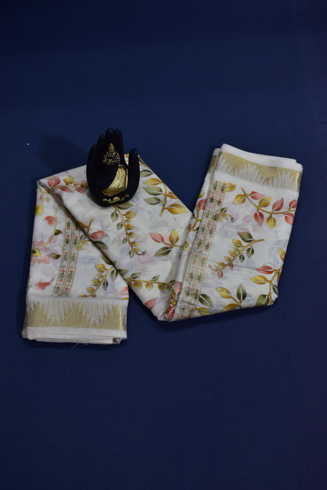 WHITE- LINEN COTTON DIGITAL PRINT SAREE