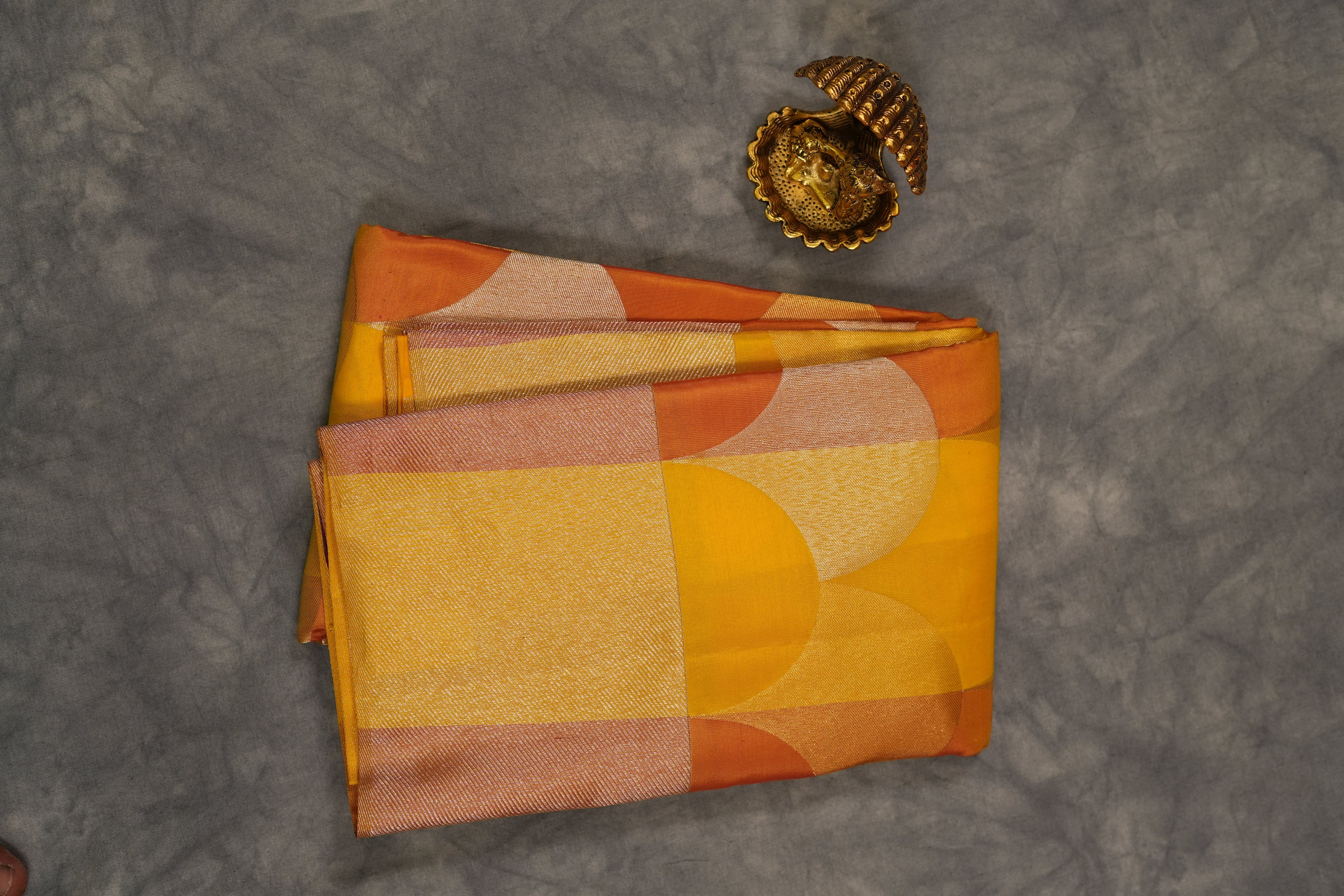 VINTAGE KANJEEVARAM - LEMON YELLOW