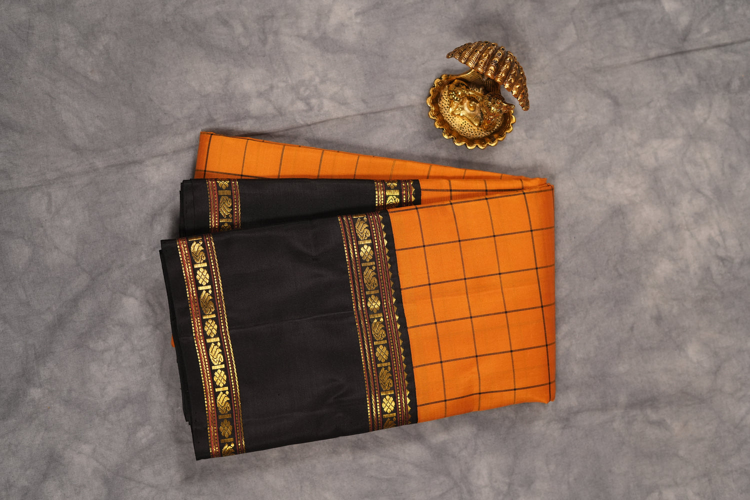 VINTAGE KANJEEVARAM - YELLOW