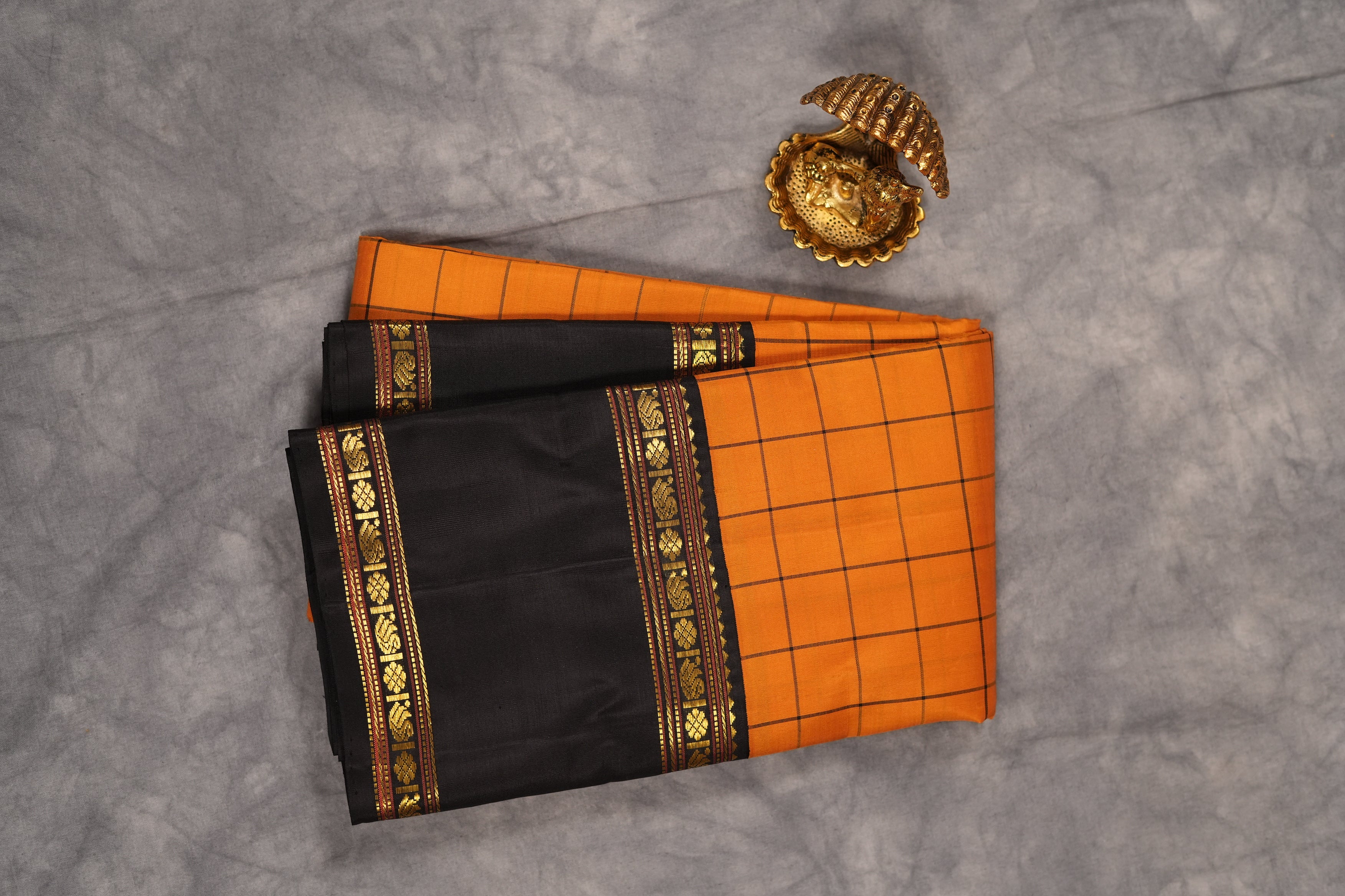 VINTAGE KANJEEVARAM - YELLOW