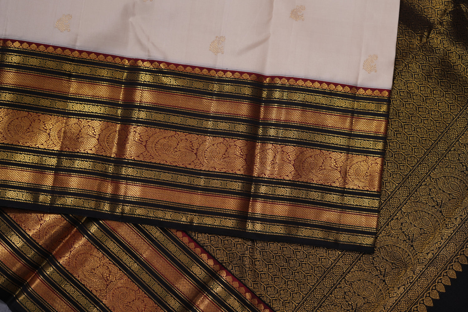 VINTAGE KANJEEVARAM - WHITE