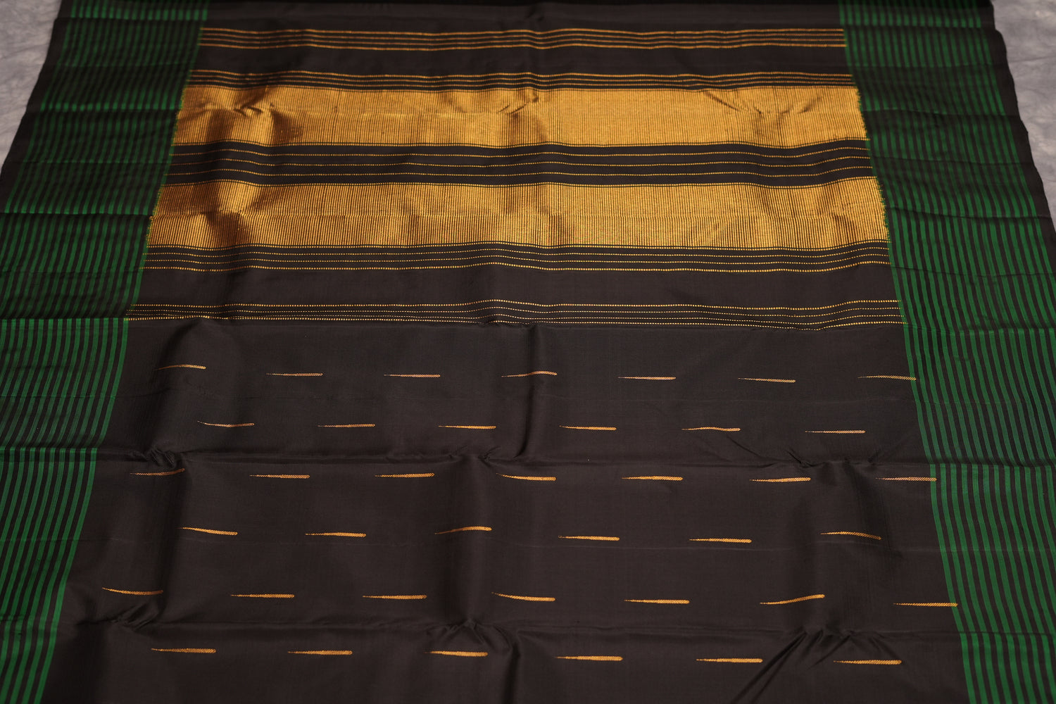 VINTAGE KANJEEVARAM - BLACK