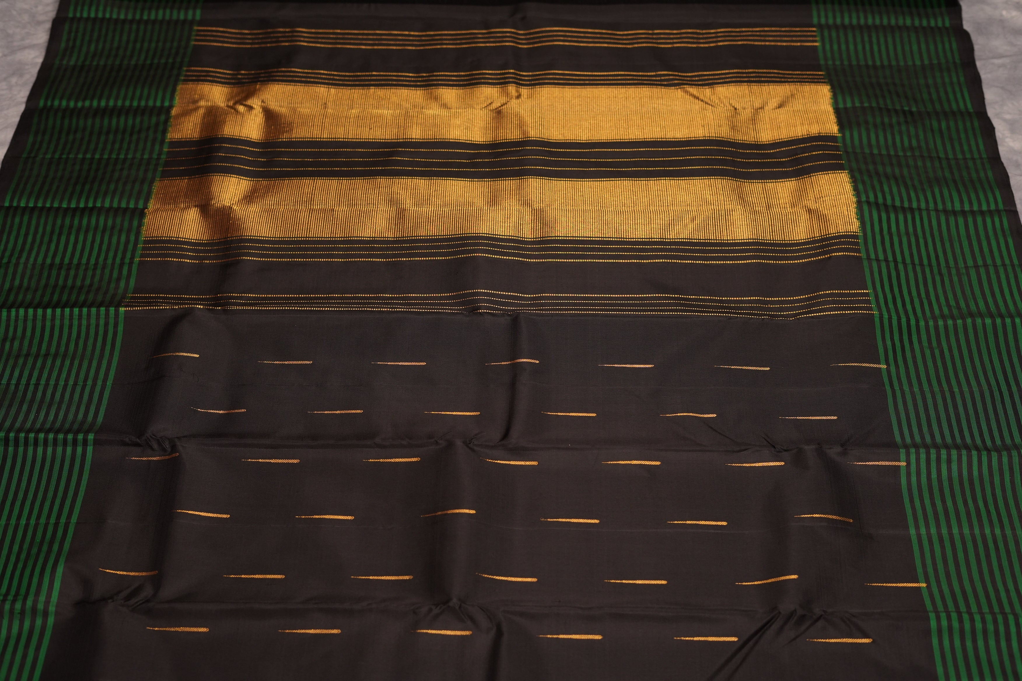 VINTAGE KANJEEVARAM - BLACK