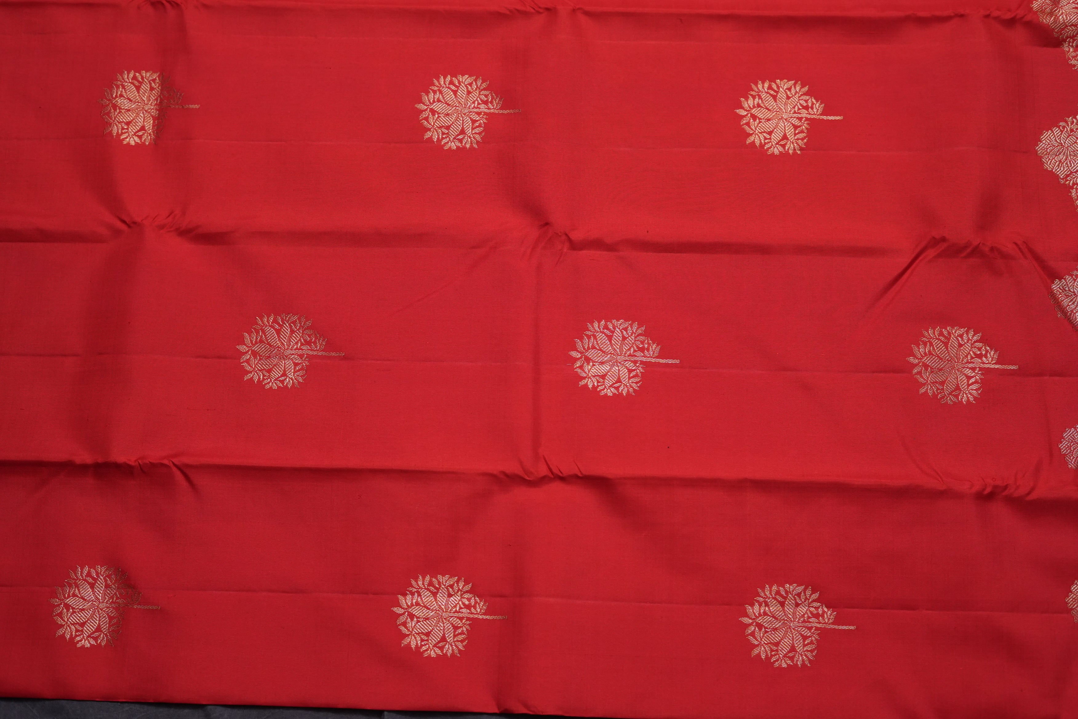 VINTAGE KANJEEVARAM - RED