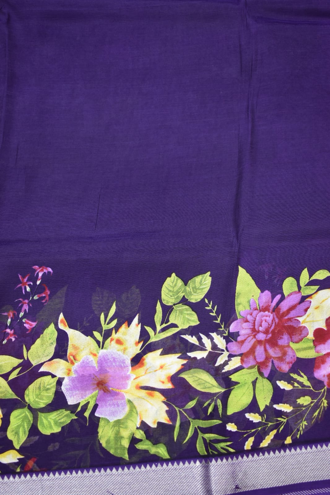 VIOLET- MANGALAGIRI SAREE WITH FLORAL PRINT