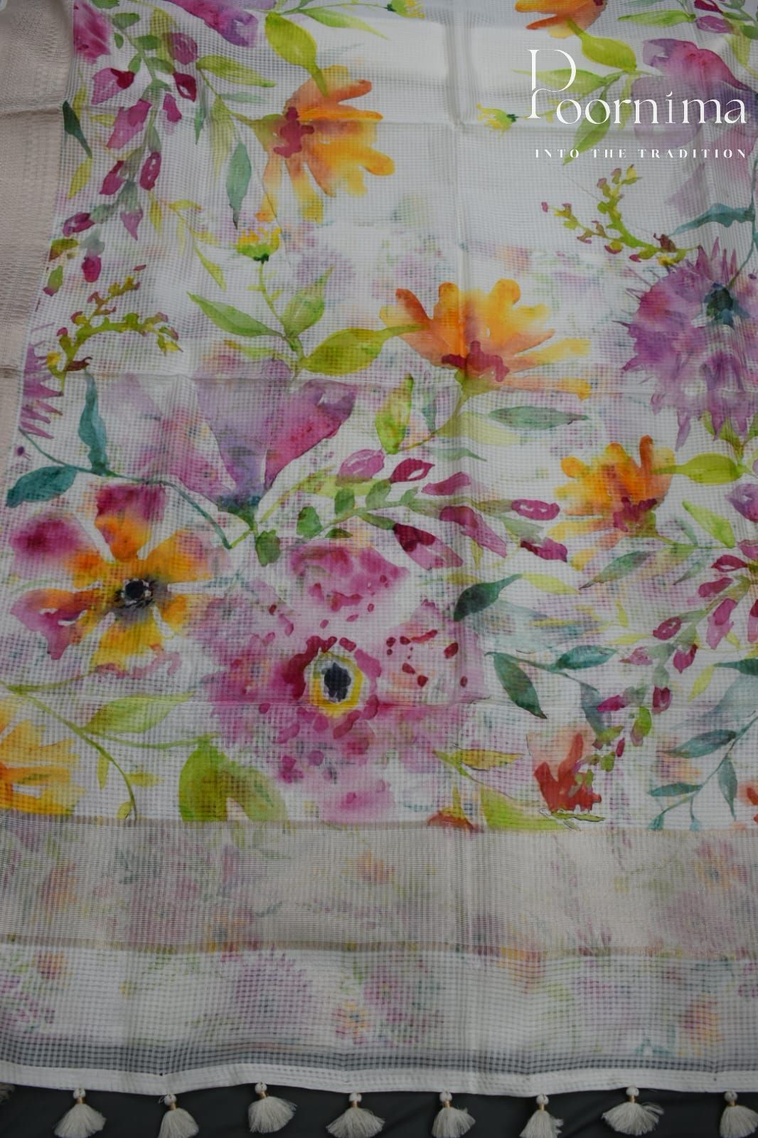 WHITE- BANANA WEAVING SAREE