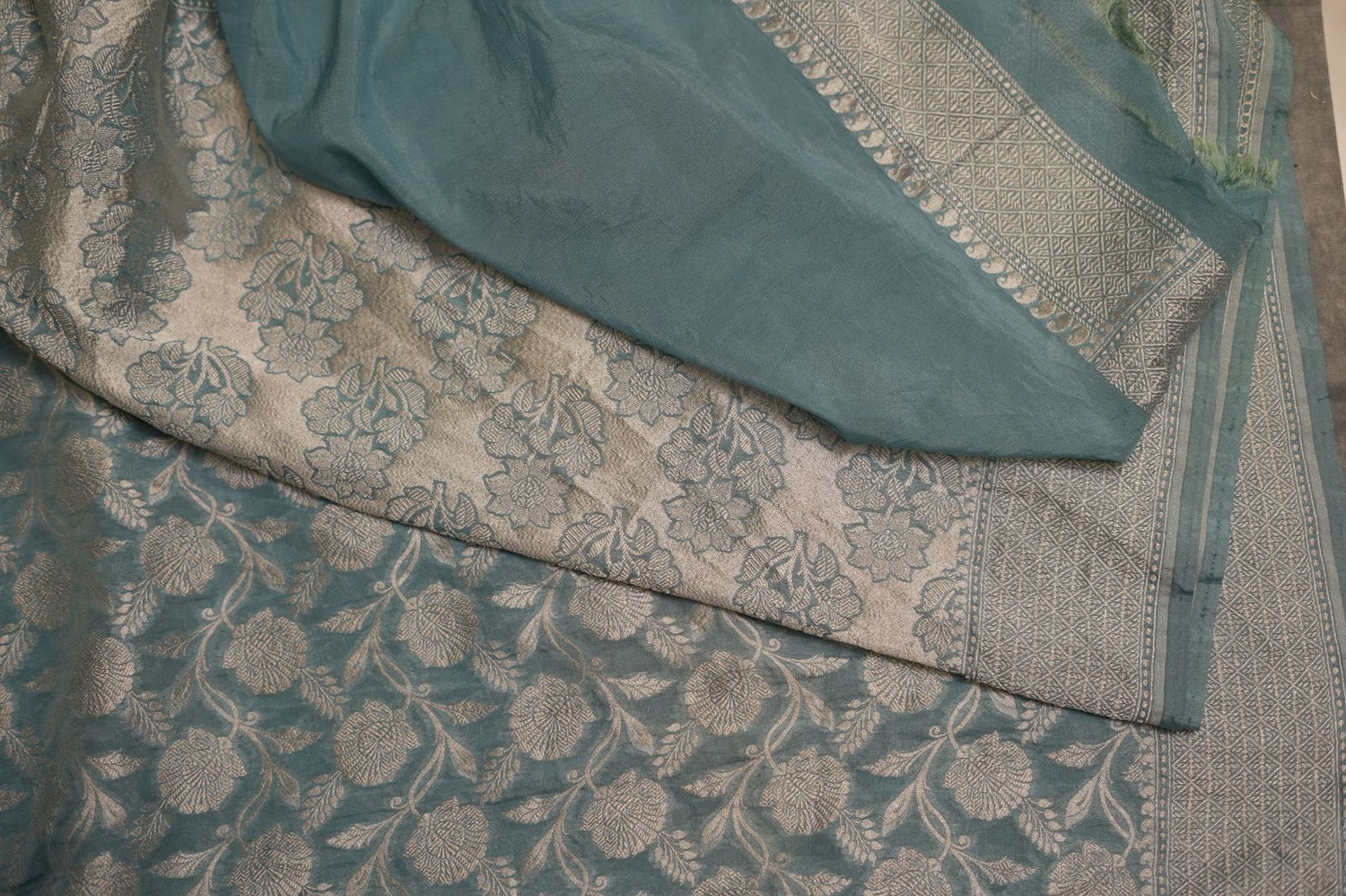 KHADDI GEORGETTE SAREE- LIGHT BLUE
