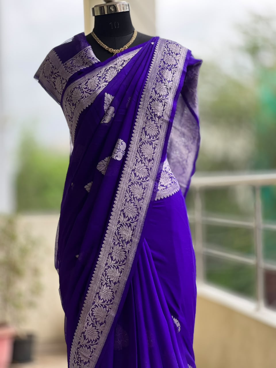 PURE GEORGETTE SAREE