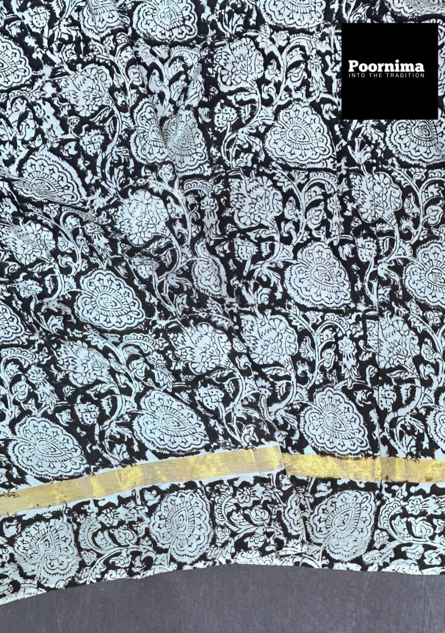 The beautiful saree with pink and black combination with Allover kalamkari Printing