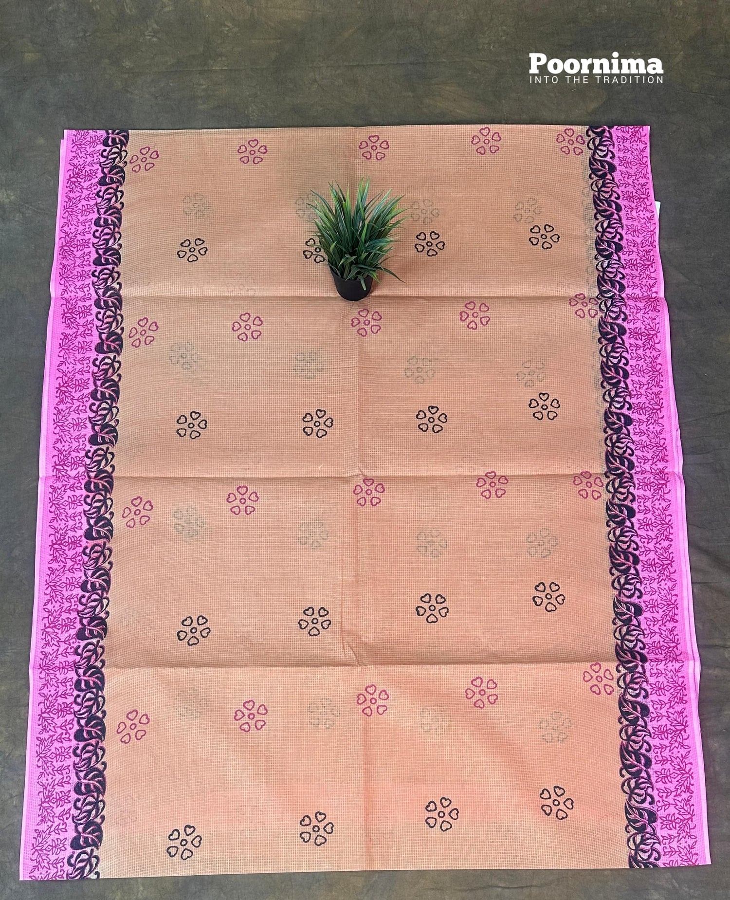 MUNGA KOTA SAREE CREAM COLUR WITH PINK BORDER ALLOVER SAREES BLACK PRINTS FLOWERS