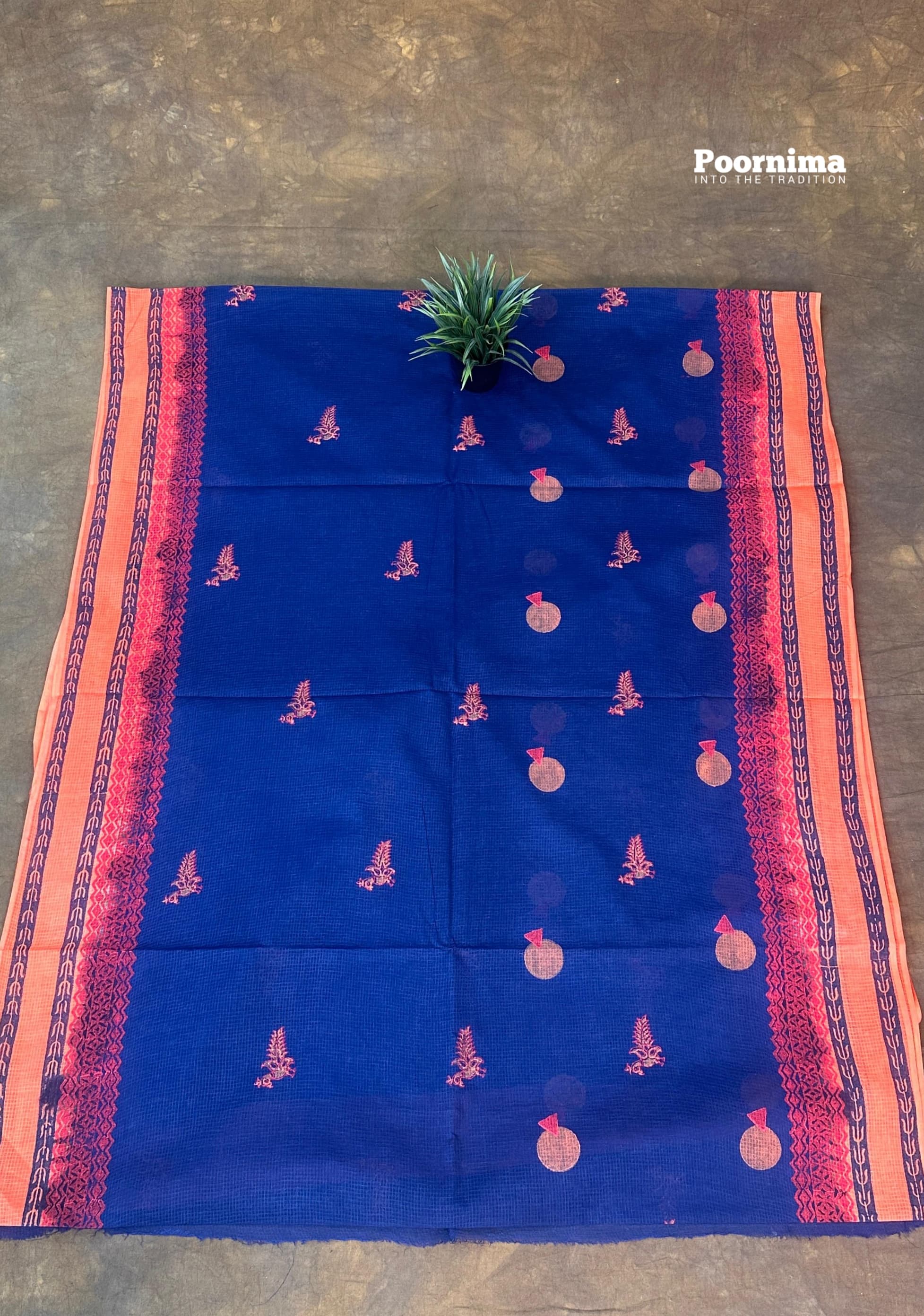 MUNGA COTTON LIGHT BLUE AND ORGE BORDER COMINATION ALL OVER PRINITS