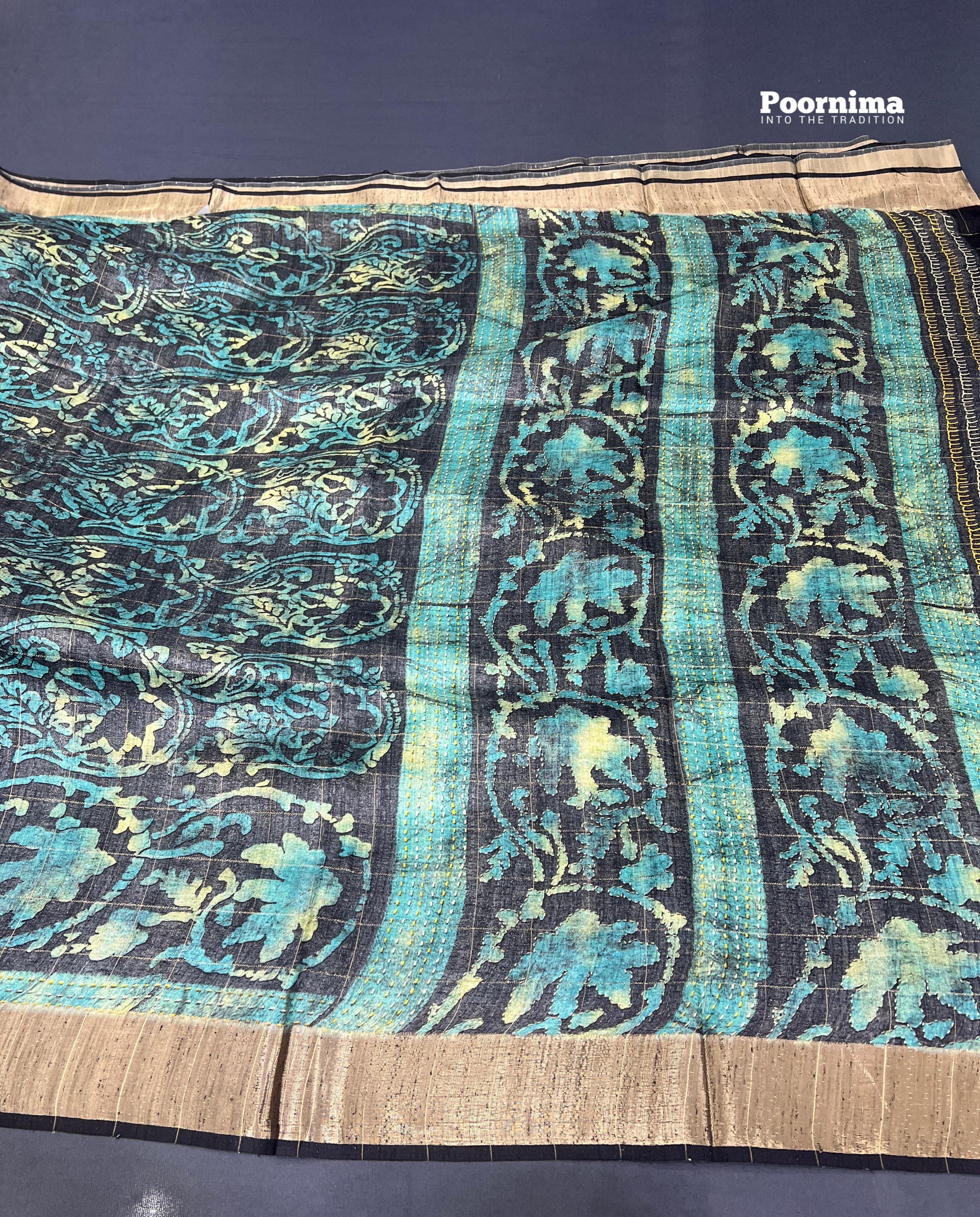 THUSSER SAREE DEFRANT GREEN AND BLUE COMIBINATION