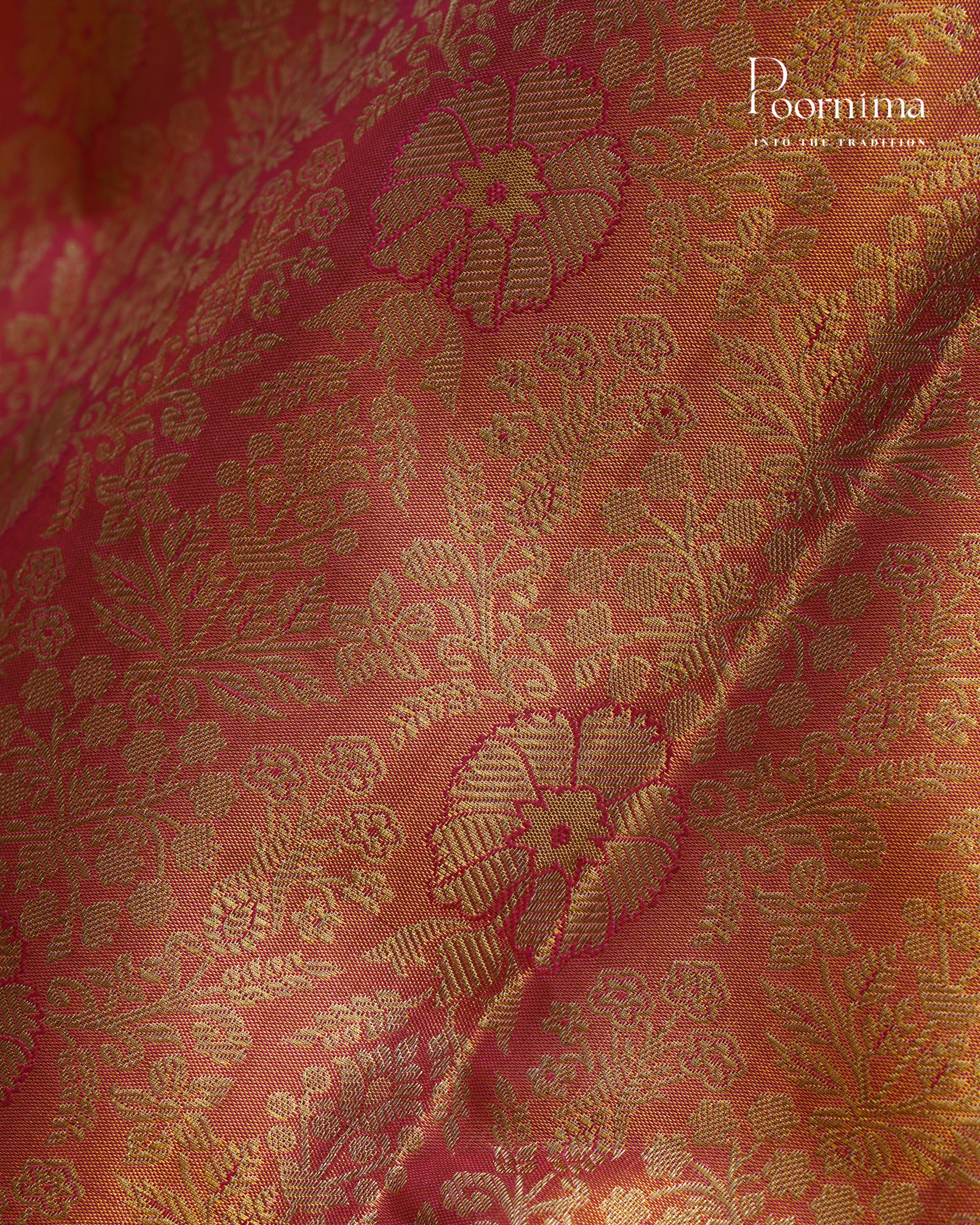 PURE KANJIVARAM SILK SAREE IN PEACH AND SEA GREEN COMBINATION WITH ALLOVER GOLD ZARI WOVEN