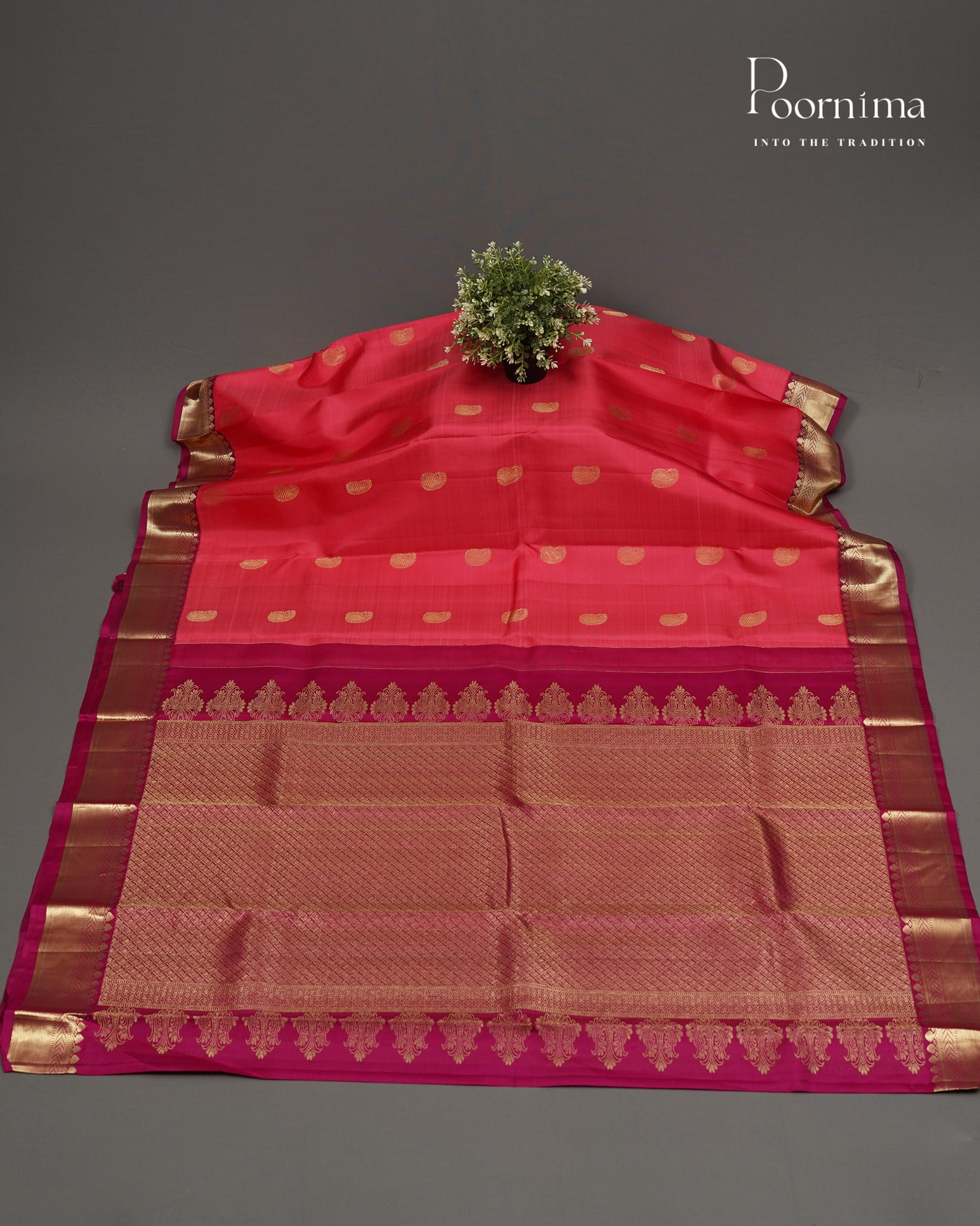 PURE KANJIVARAM SILK SAREE IN PEACH AND PINK WITH ZARI BUTTI WOVEN || VINTAGE COLLECTION