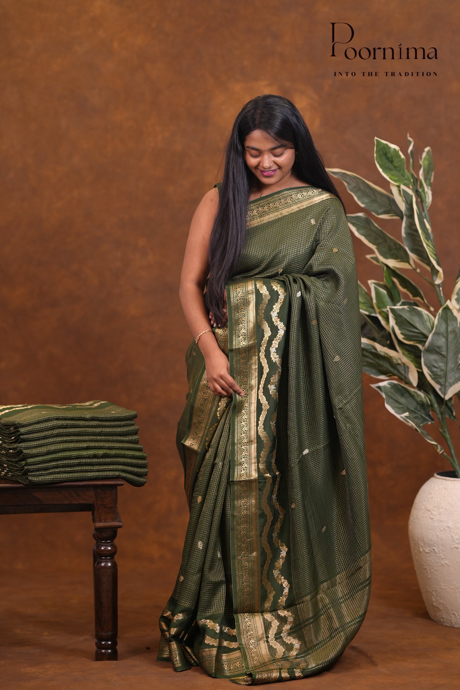 VINTAGE FANCY SAREE- DARK GREEN