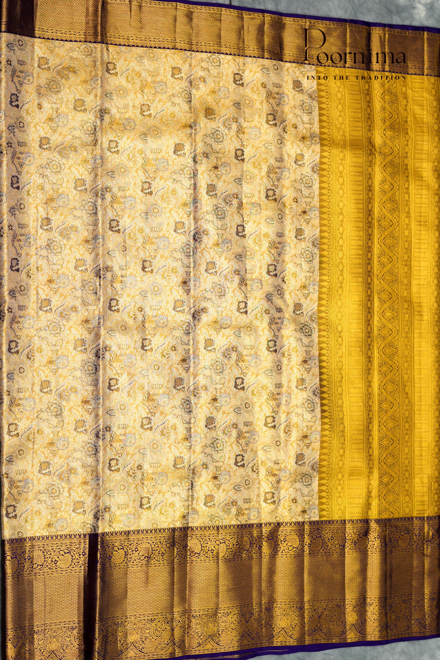 VINTAGE KANJEEVARAM-GOLD