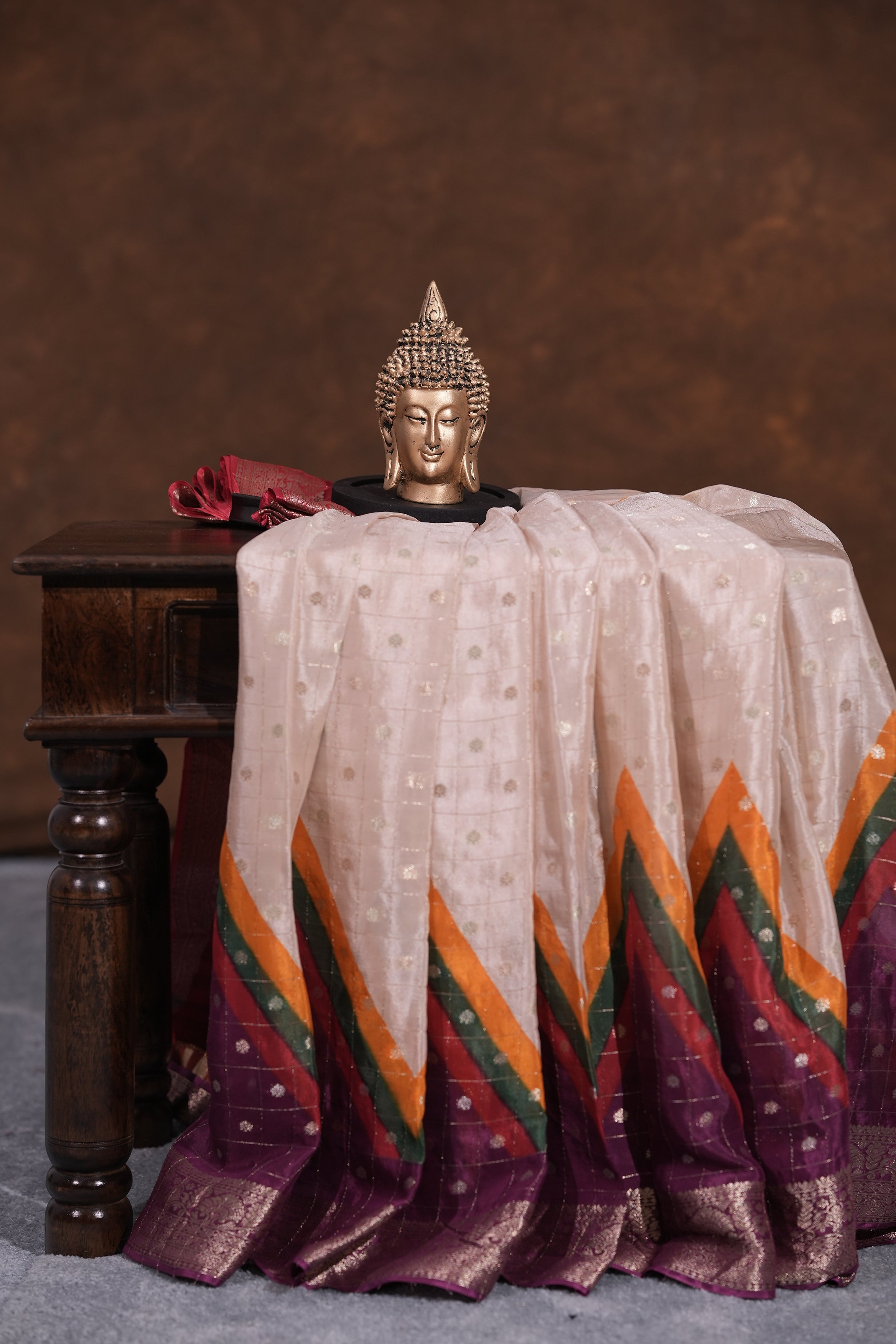 CHINNON GEORGETTE SAREE- HALF WHITE