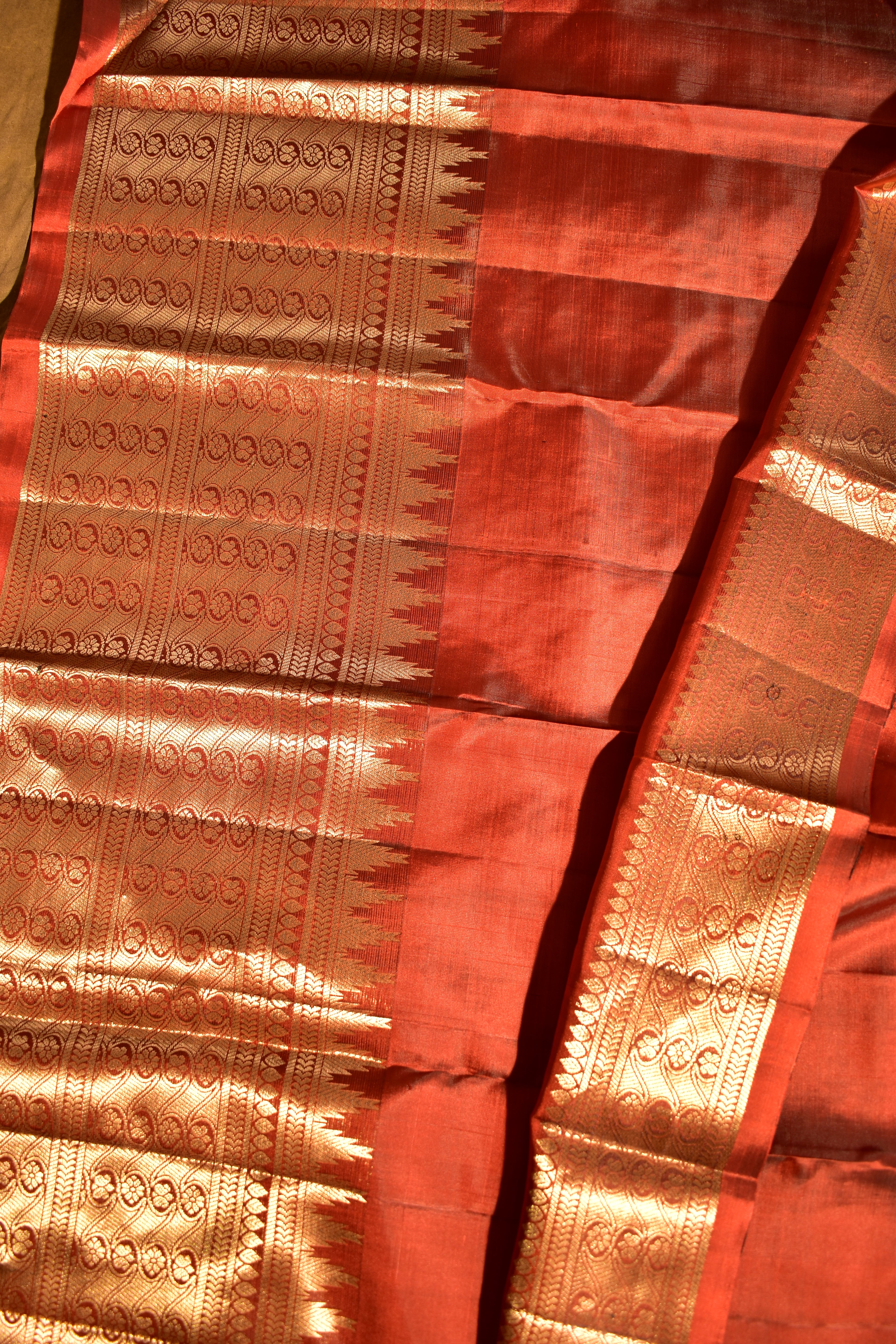 PURE VINTAGE KANCHI PATTU SAREE - KADHAMBARI SILKS