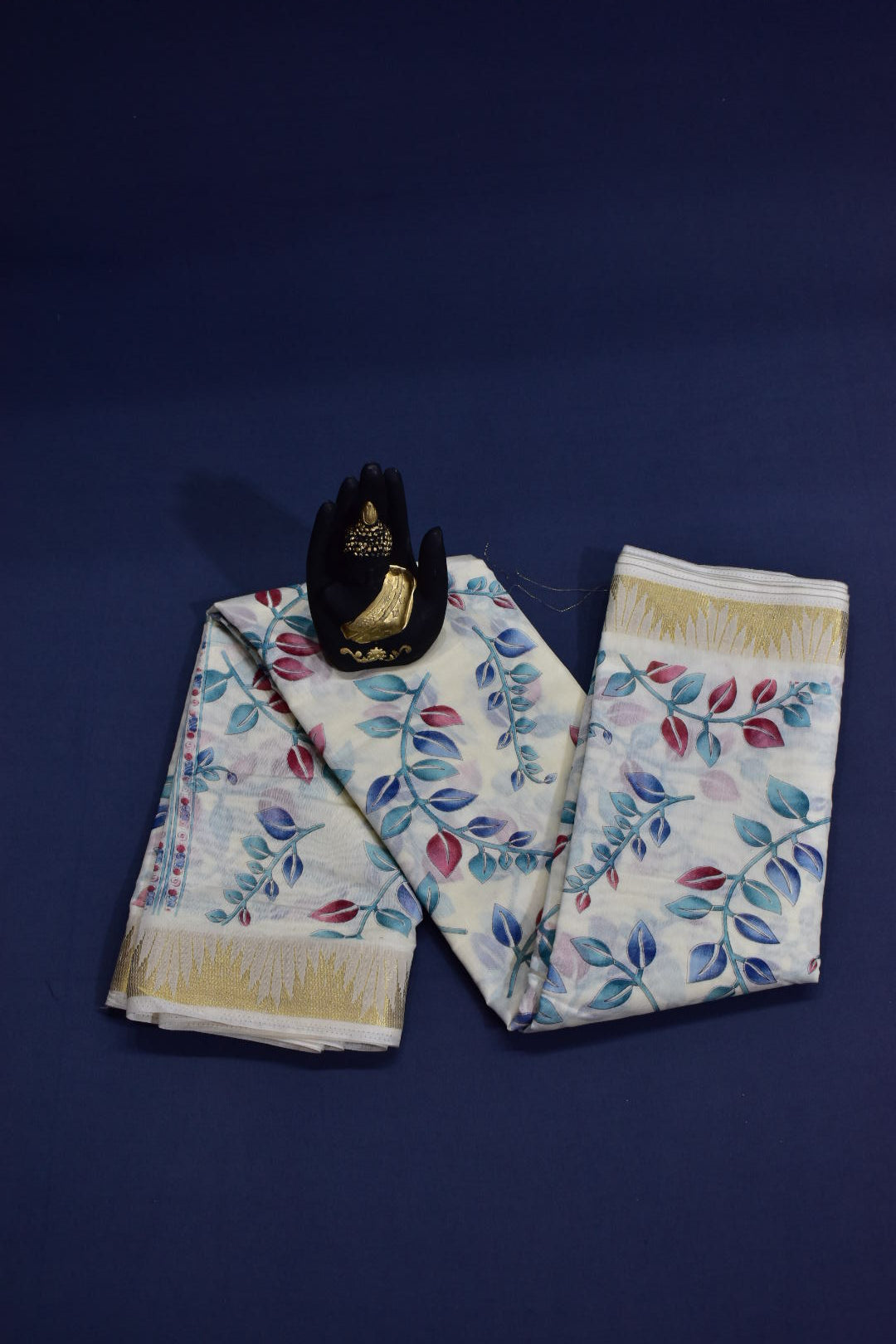 WHITE- LINEN COTTON DIGITAL PRINT SAREE