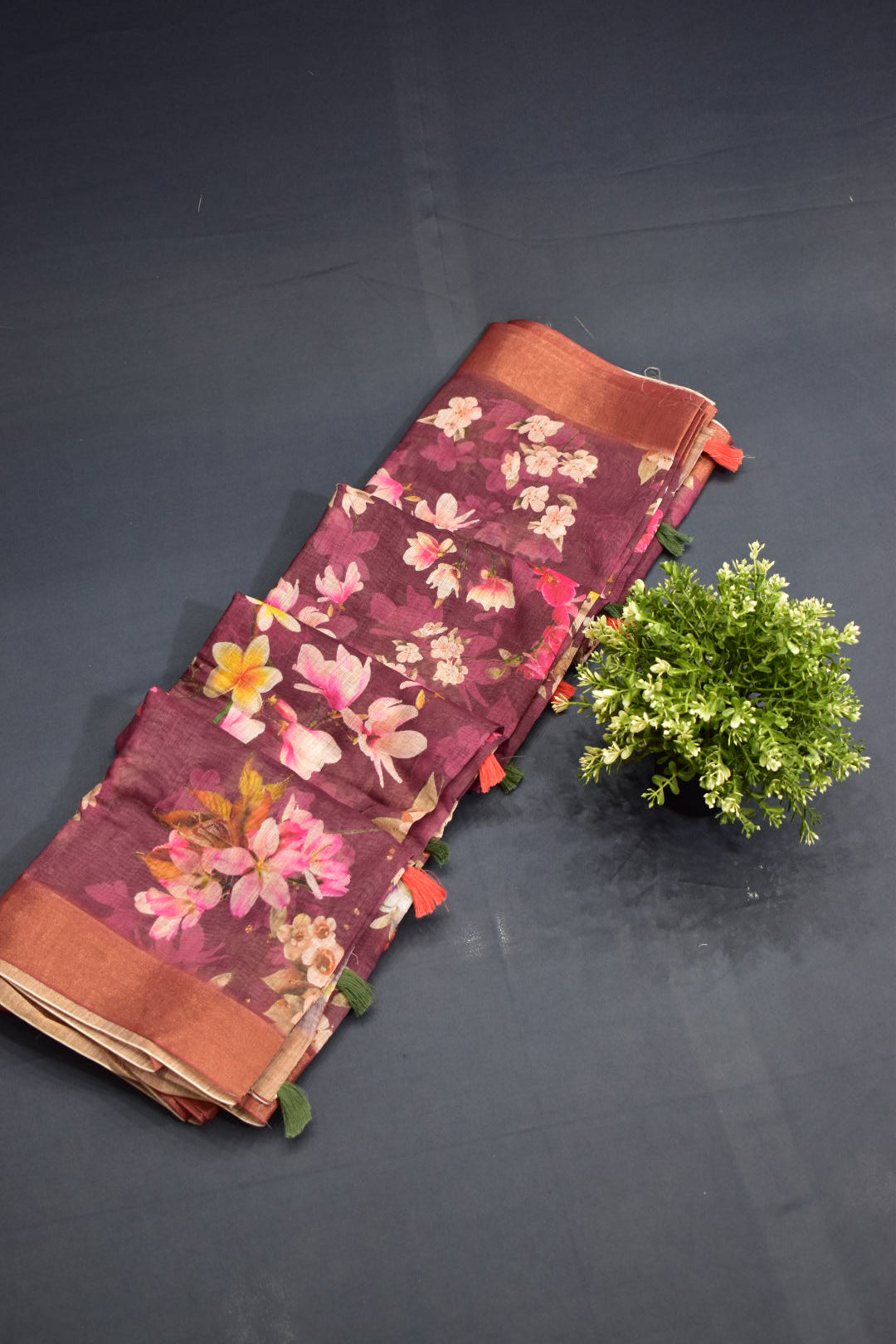 JAMUN- LINEN COTTON FLORAL PRINT SAREE