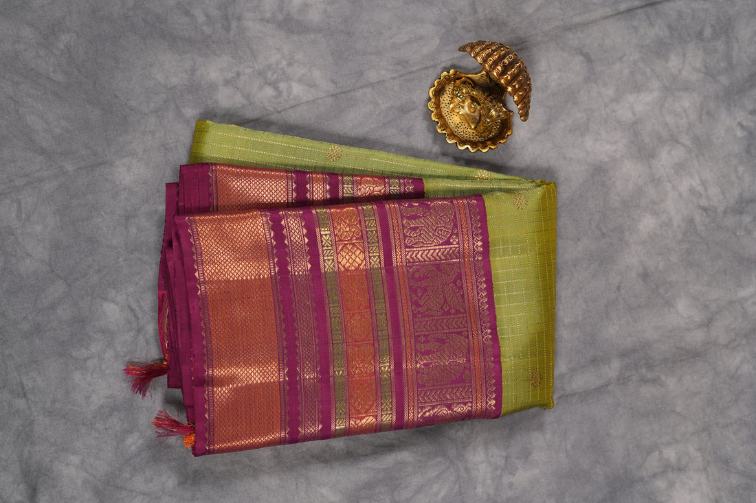 VINTAGE KANJEEVARAM - PISTA GREEN