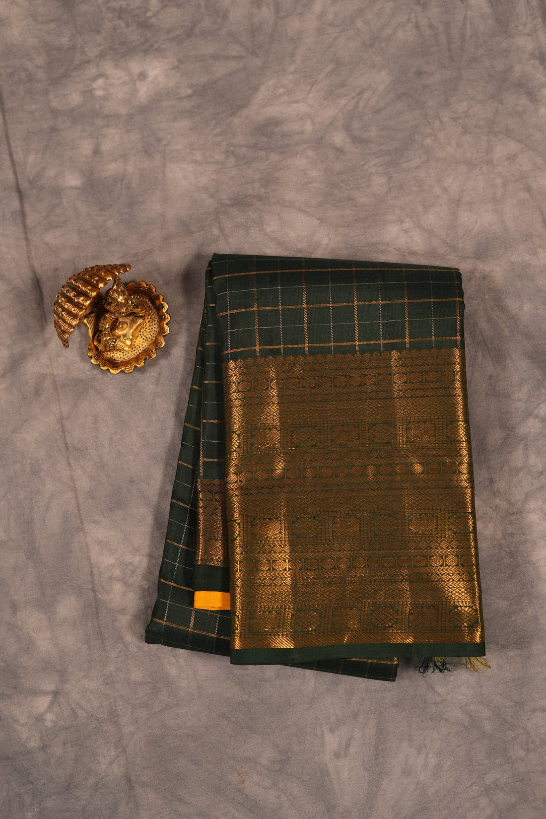 VINTAGE KANJEEVARAM - DARK GREEN