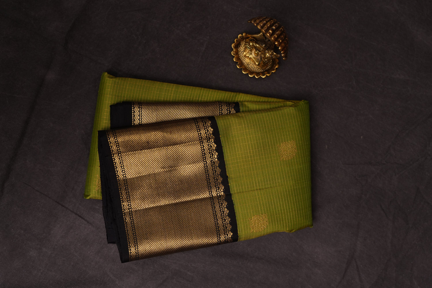 VINTAGE KANJEEVARAM - PARROT GREEN