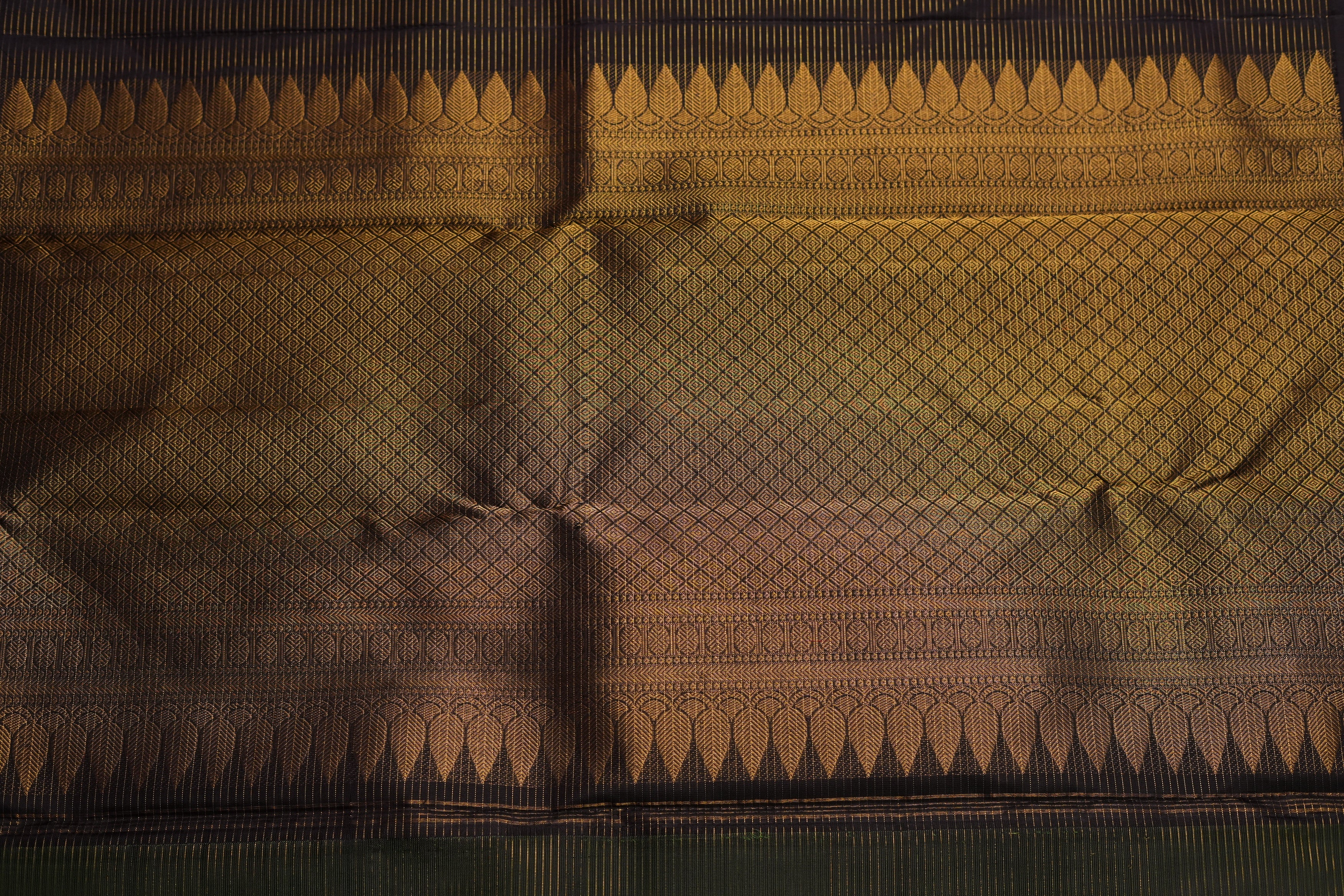 VINTAGE KANJEEVARAM - PARROT GREEN