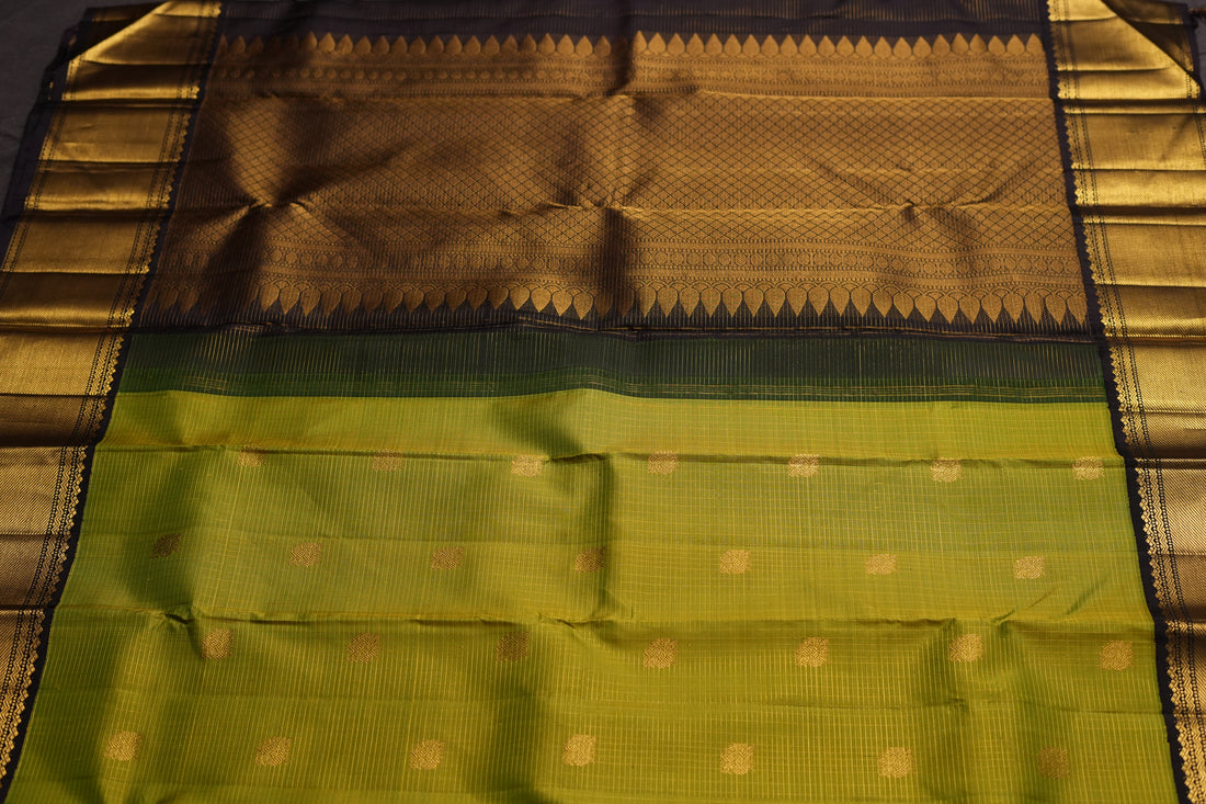 VINTAGE KANJEEVARAM - PARROT GREEN