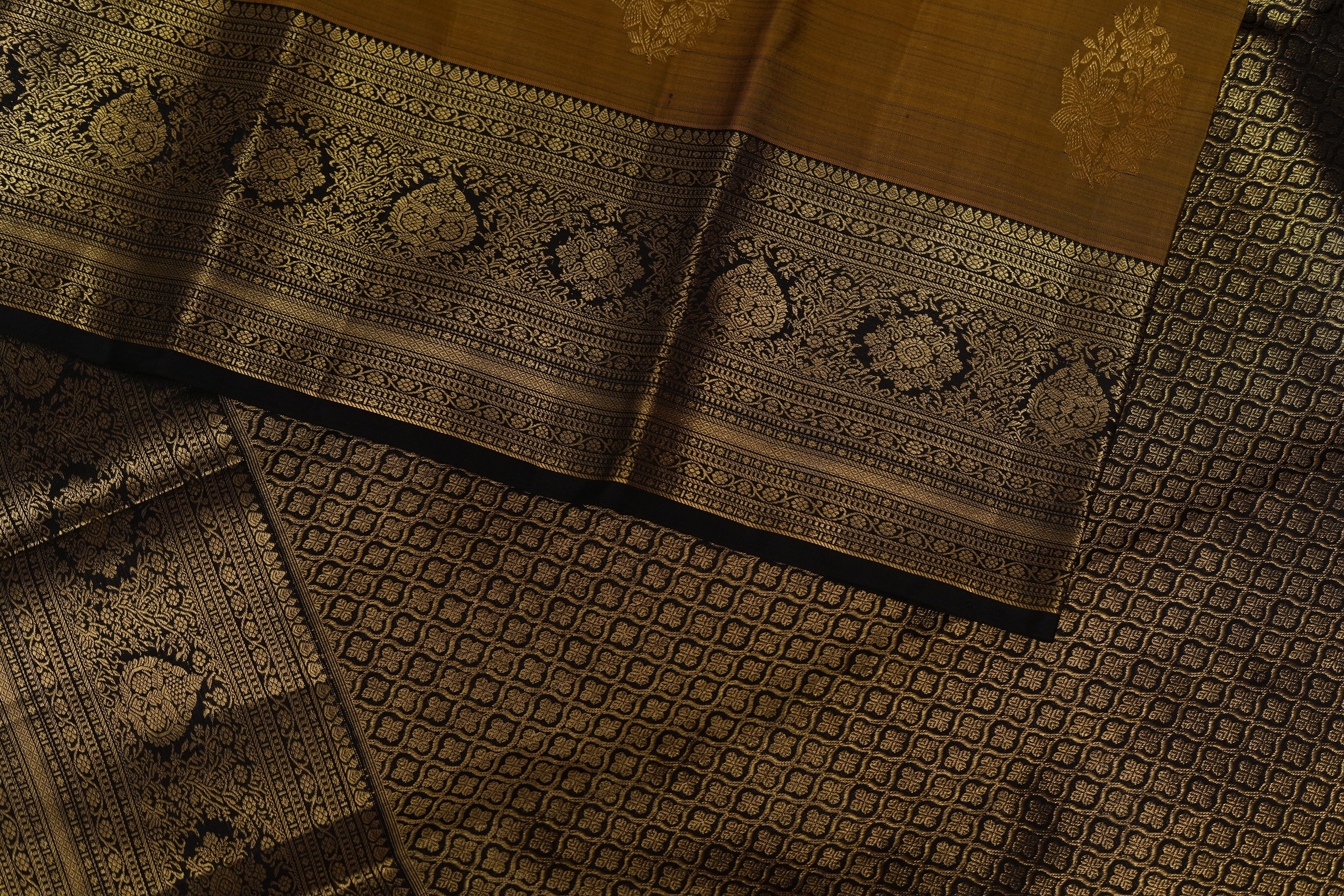 VINTAGE KANJEEVARAM - OLIVE GREEN