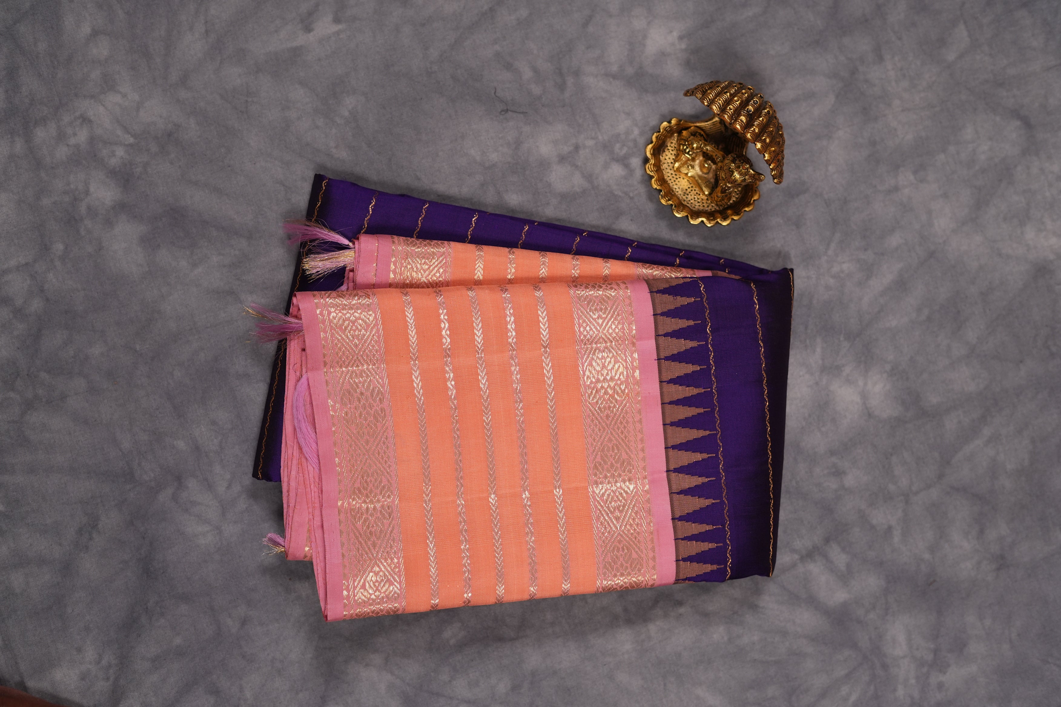 VINTAGE KANJEEVARAM - VIOLET