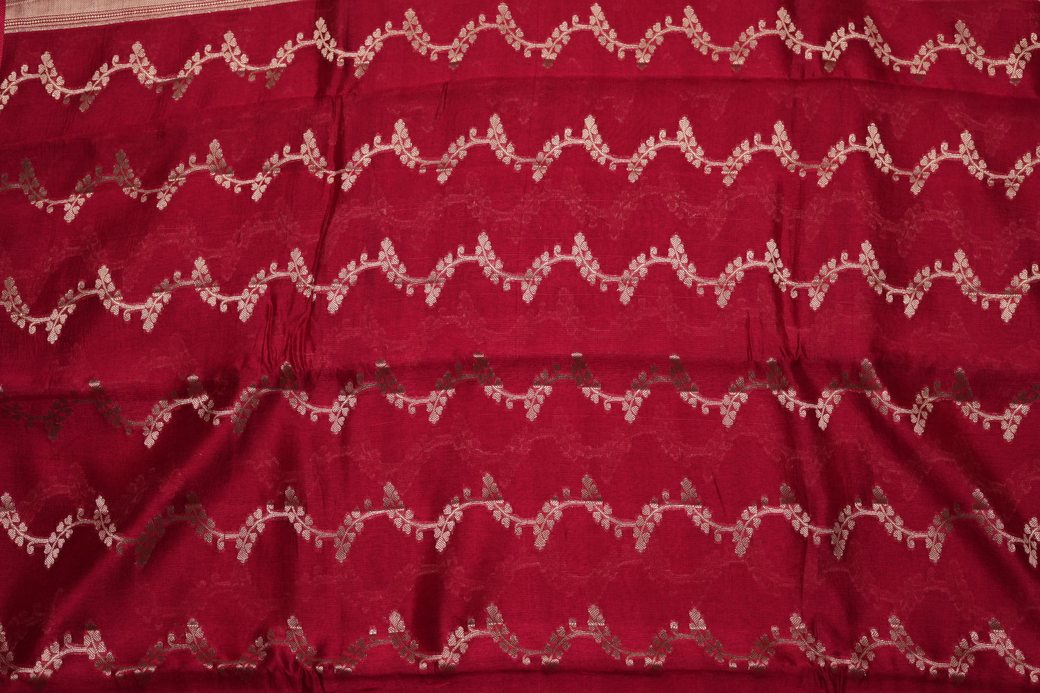 RAW MANGO SAREE- TOMATO RED