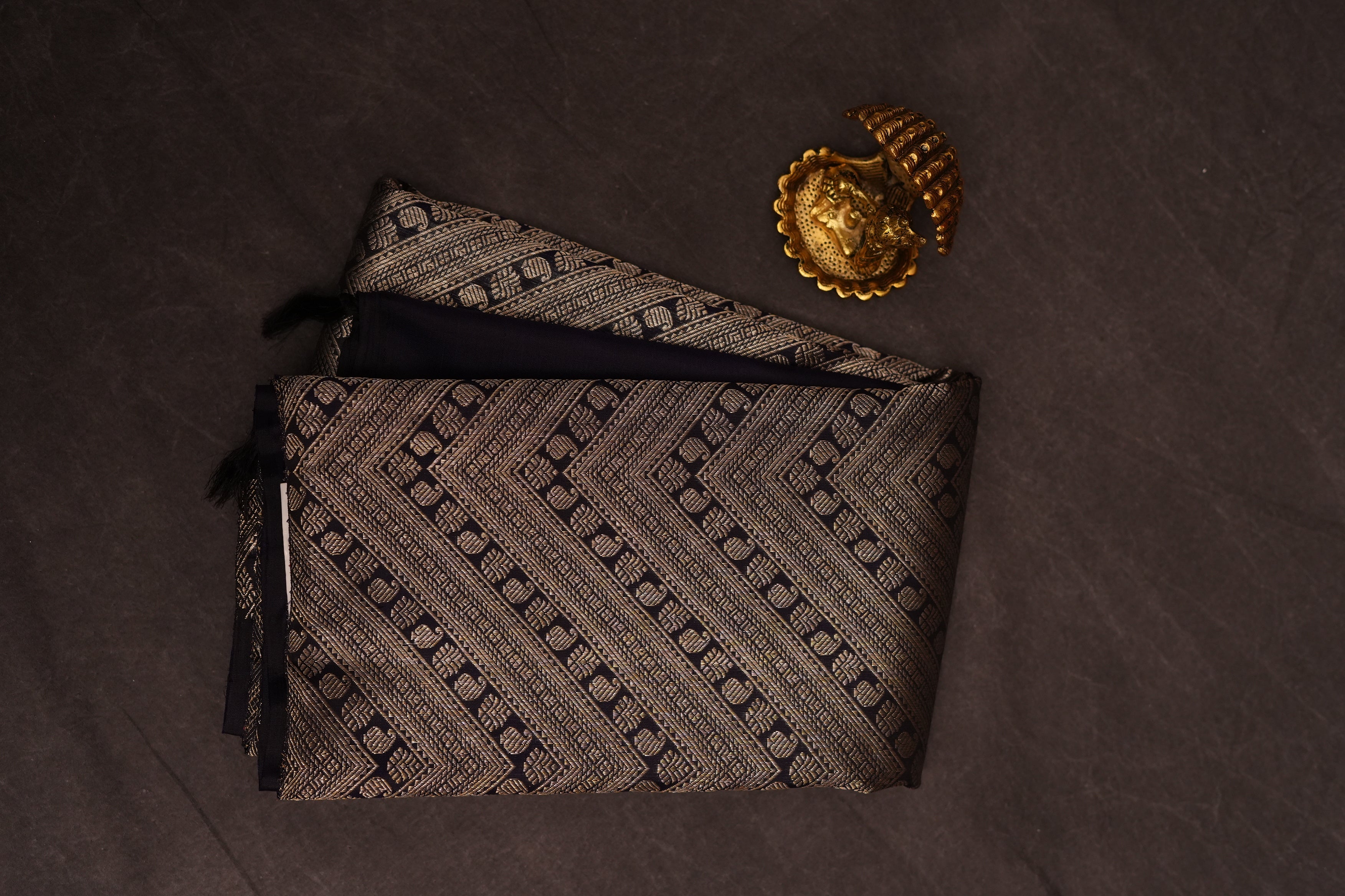 VINTAGE KANJEEVARAM -NAVY BLUE