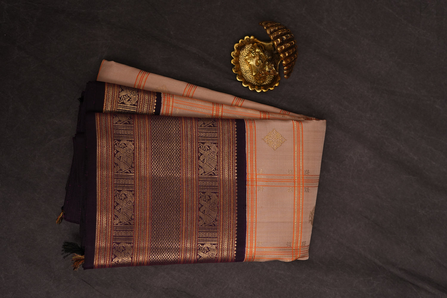 VINTAGE KANJEEVARAM - PALE BROWN
