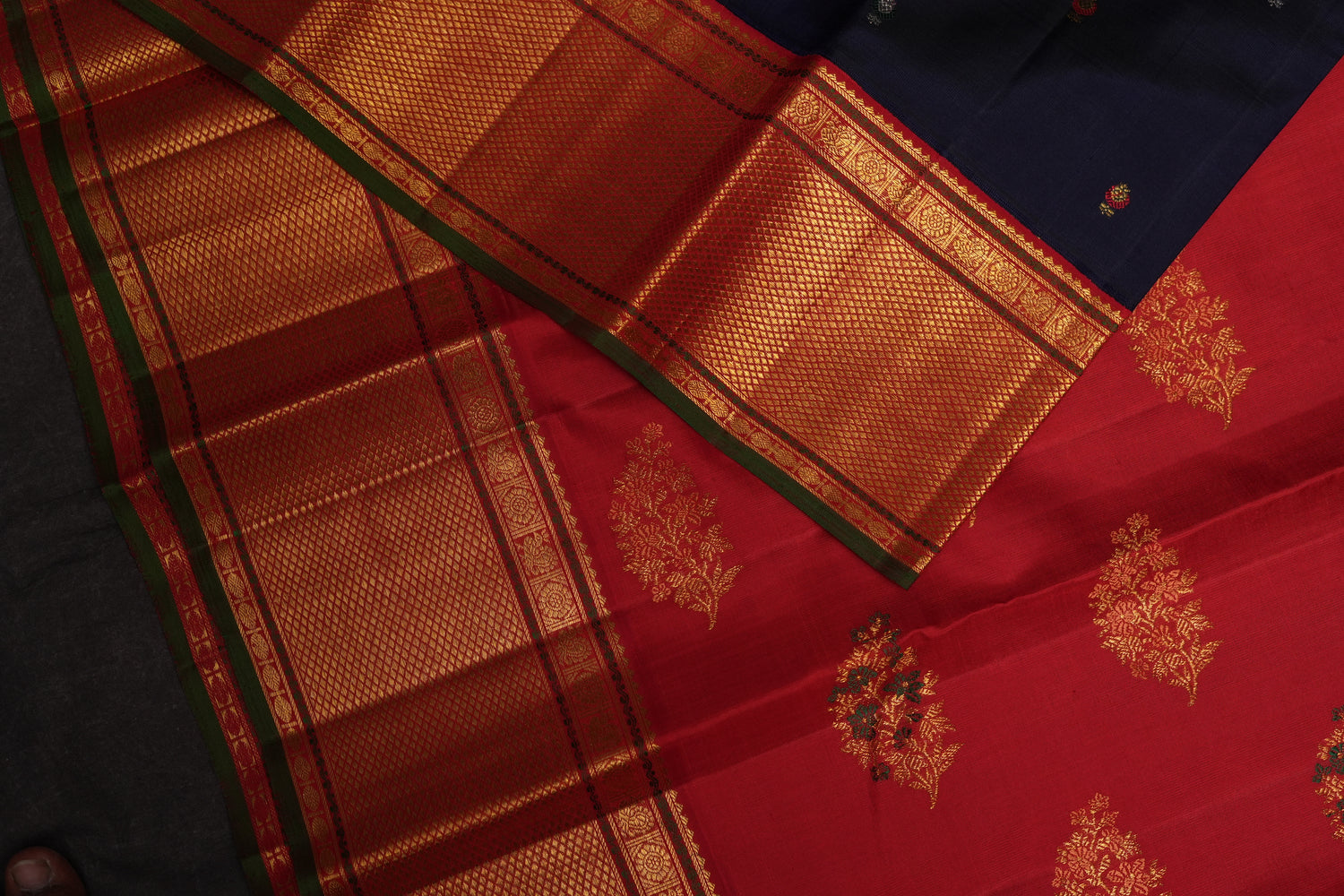 VINTAGE KANJEEVARAM - INK BLUE