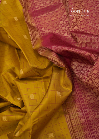 PURE VINATGE KANCHI PATTU SAREE - KADHAMBARI SILKS