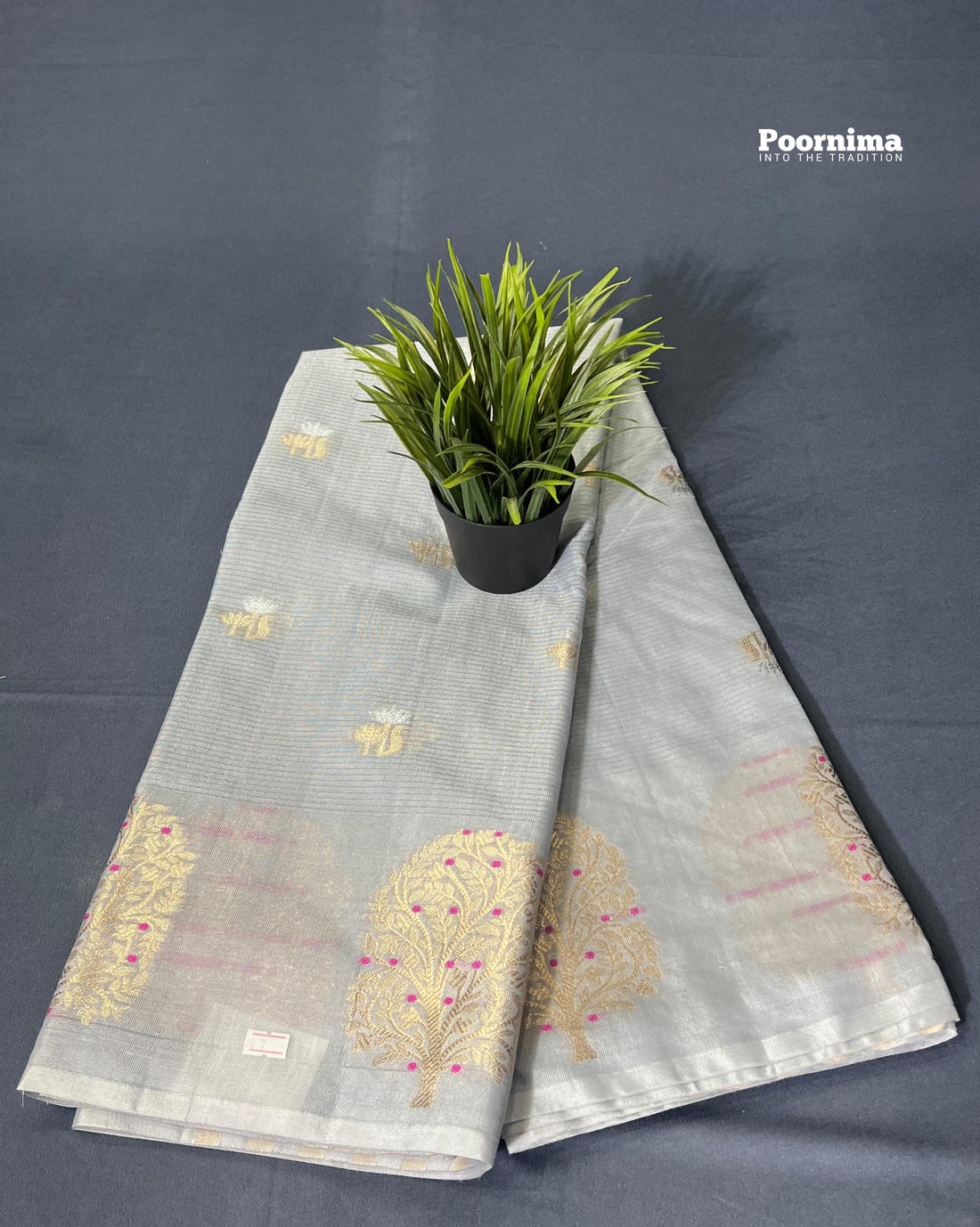 CHANDERI  AND BORDER WITH PINK MINAKARI ALL OVER SAREEE SMALL BUTAS