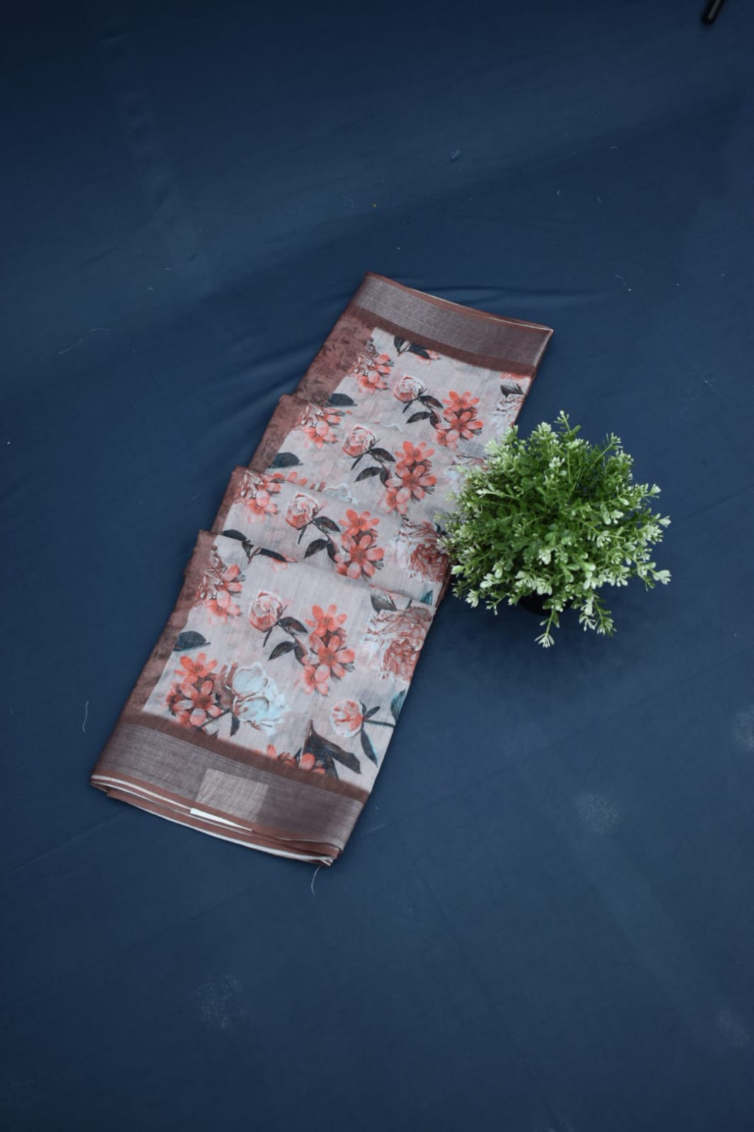 WHITE- LINEN COTTON FLORAL PRINT SAREE