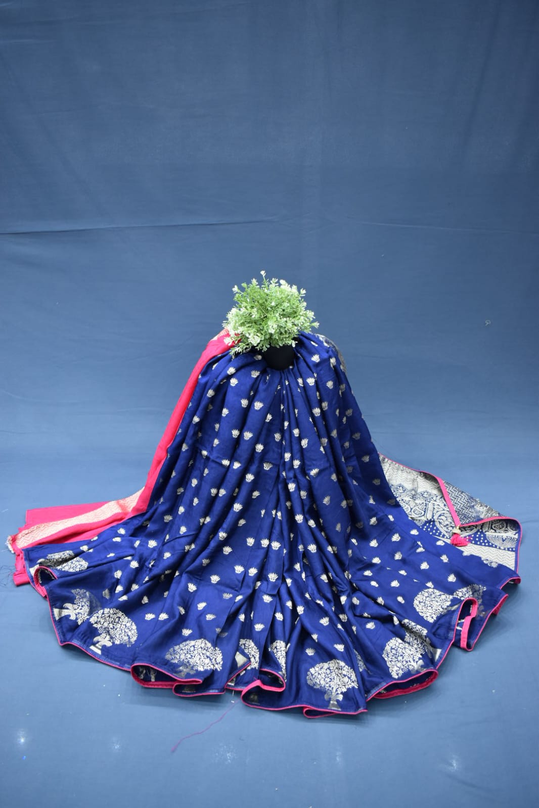 NAVY BLUE &amp; PINK- MONA SILK SAREE