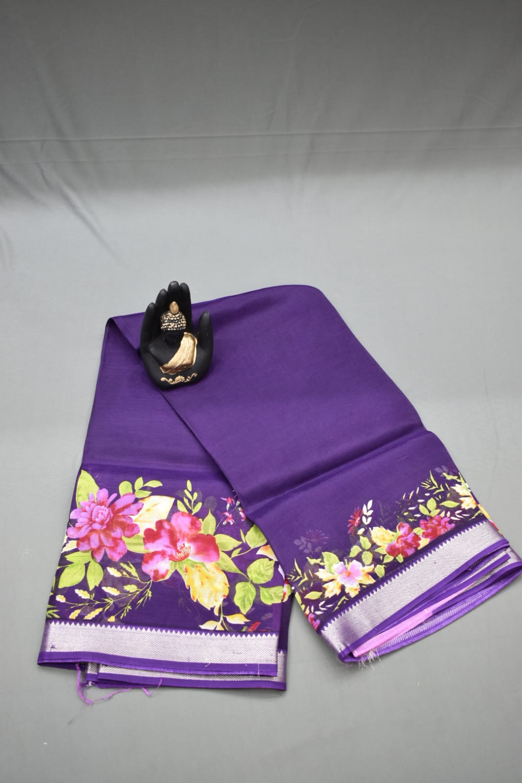 VIOLET- MANGALAGIRI SAREE WITH FLORAL PRINT