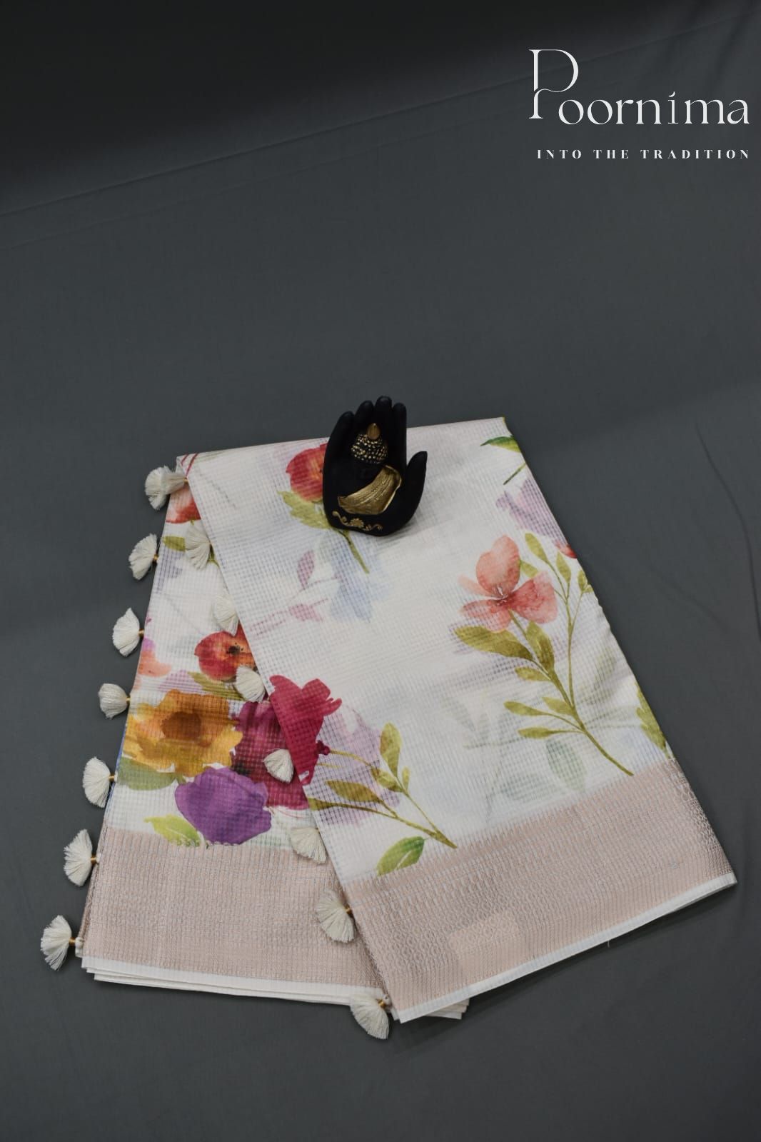 WHITE- BANANA WEAVING SAREE