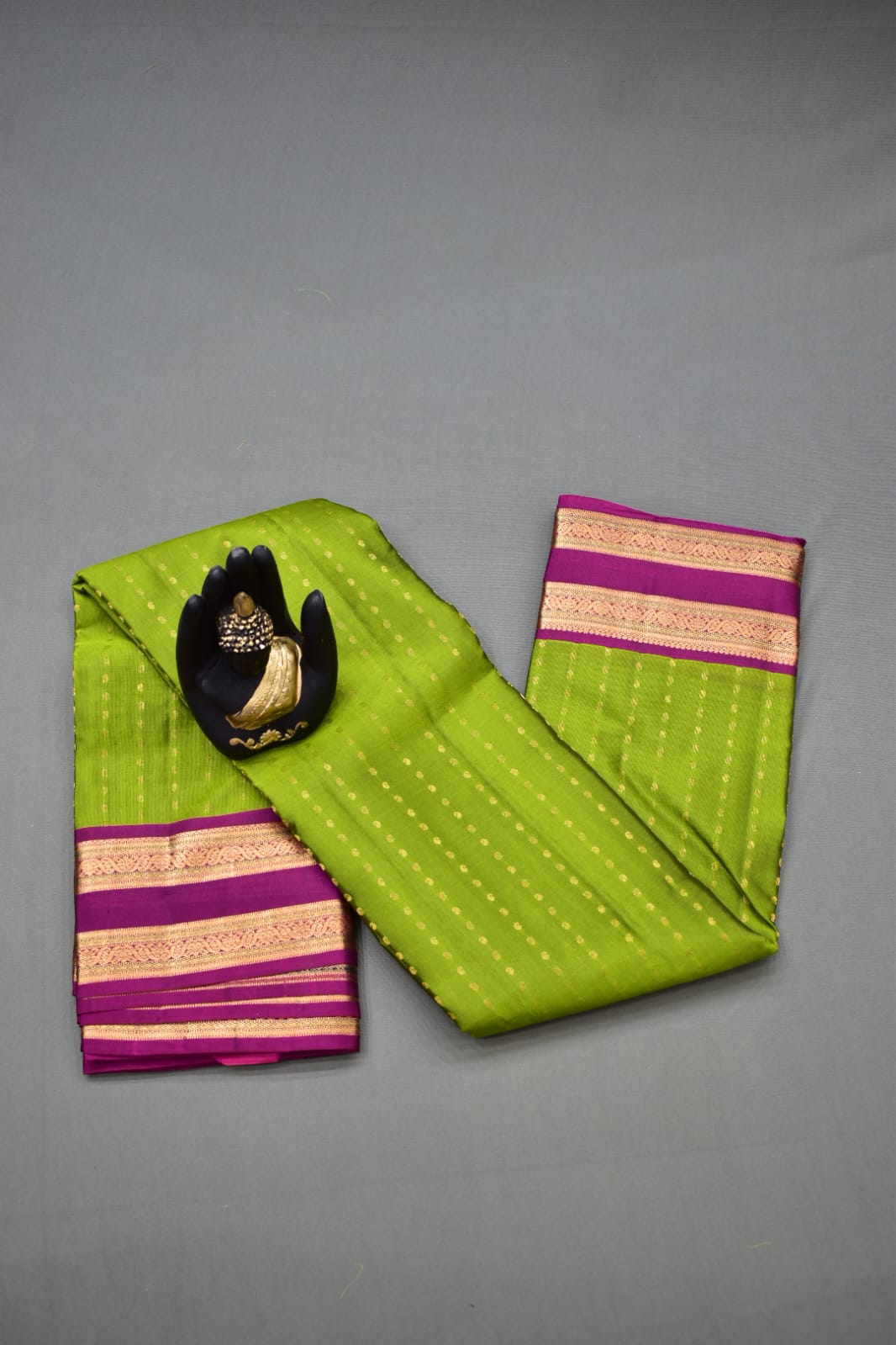 PARROT GREEN- PURE KANJEEVARAM ARNI SILK SAREE