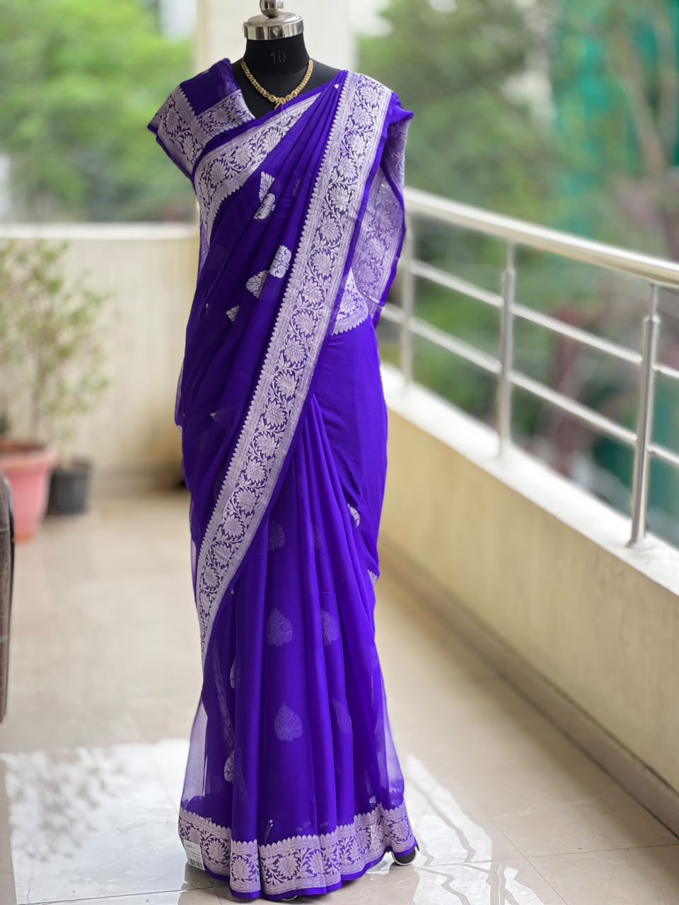 PURE GEORGETTE SAREE