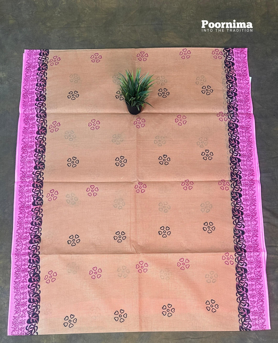 MUNGA KOTA SAREE CREAM COLUR WITH PINK BORDER ALLOVER SAREES BLACK PRINTS FLOWERS