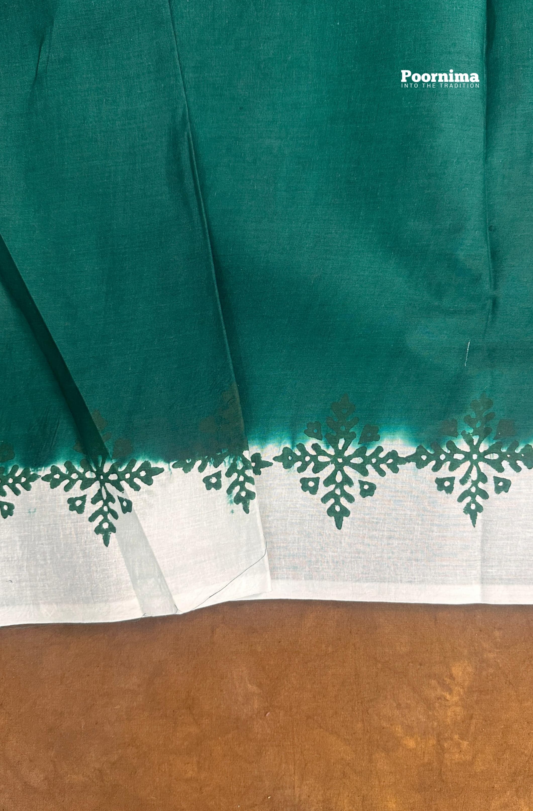 WHITE AND GREEN MUNGA COTTON ALL OVER PRINTS