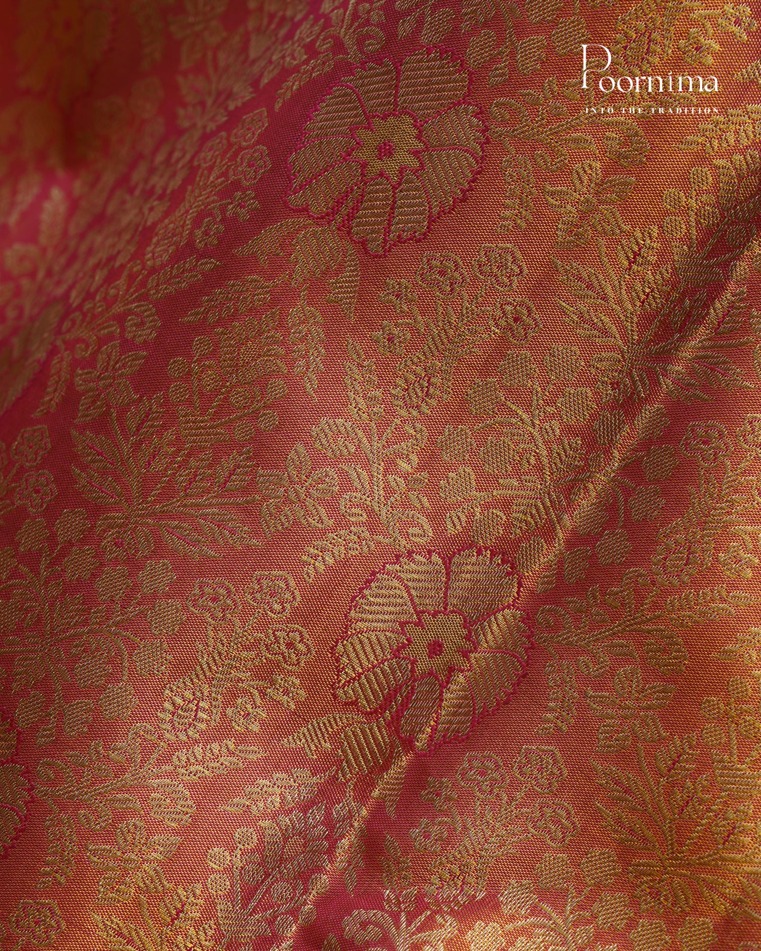 PURE KANJIVARAM SILK SAREE IN PEACH AND SEA GREEN COMBINATION WITH ALLOVER GOLD ZARI WOVEN