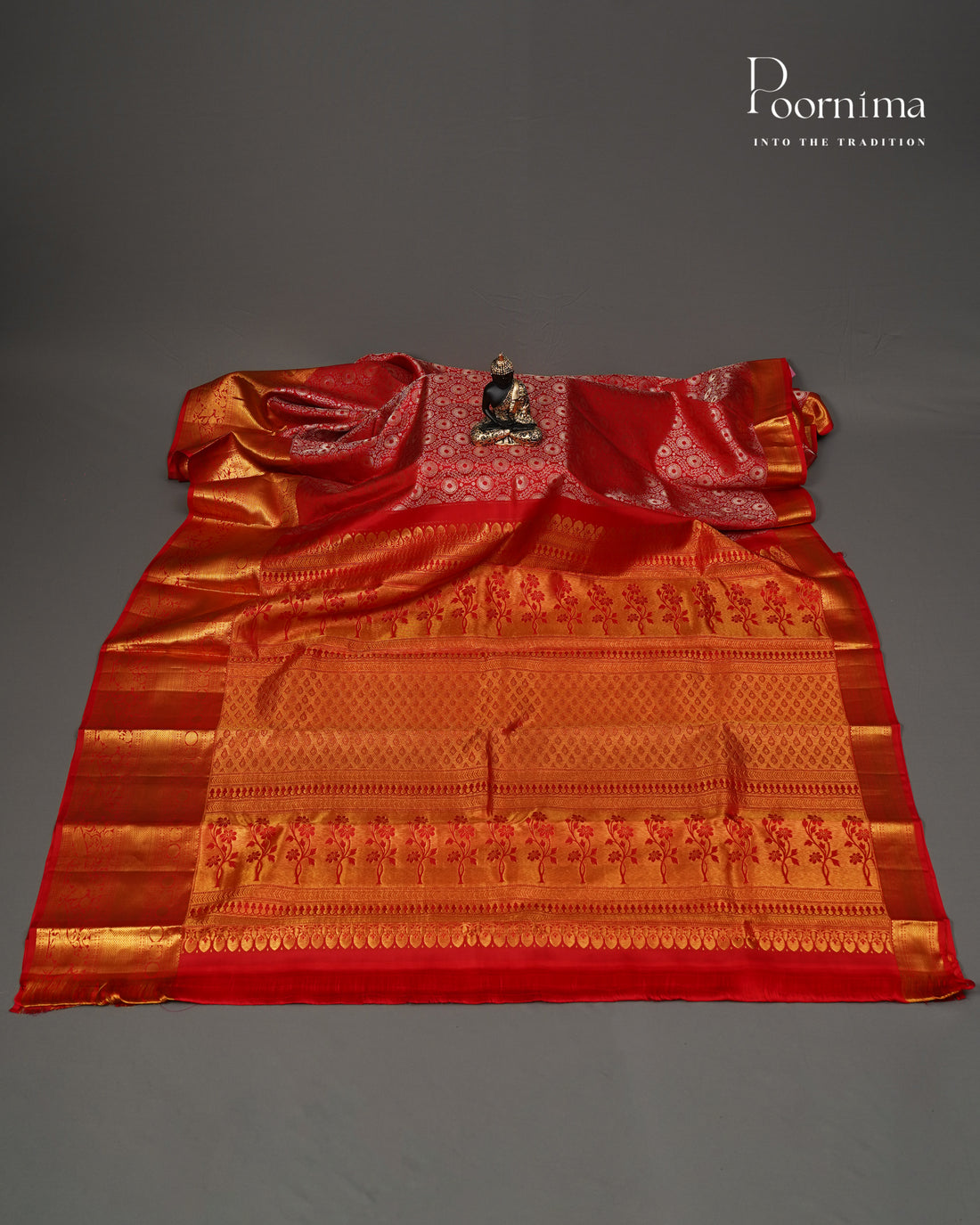 Pure Kanjivaram Silk Saree in Vibrant Red with Golden Zari and Contrasting Orange Border - A Timeless Masterpiece of Traditional Elegance